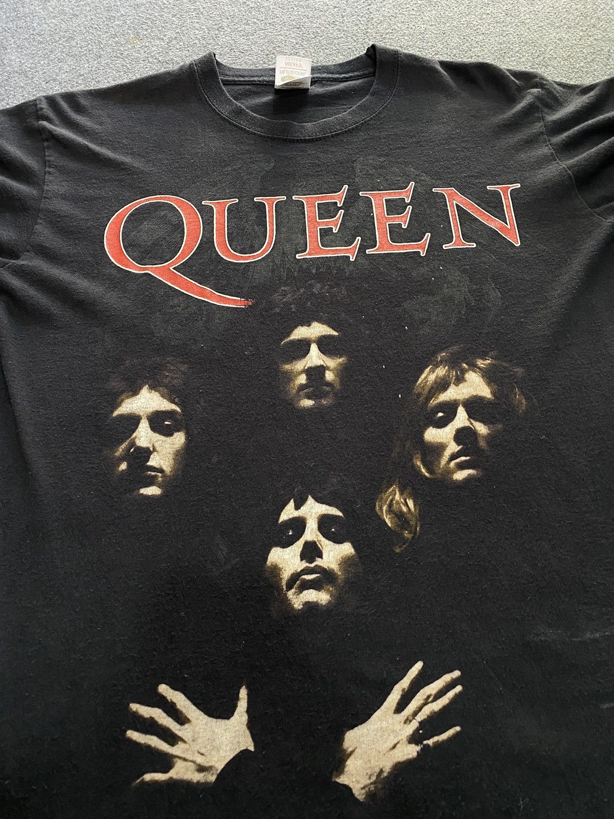 Other Queen vintage T-shirt 00’s Size US M / EU 48-50 / 2 - 1 Thumbnail