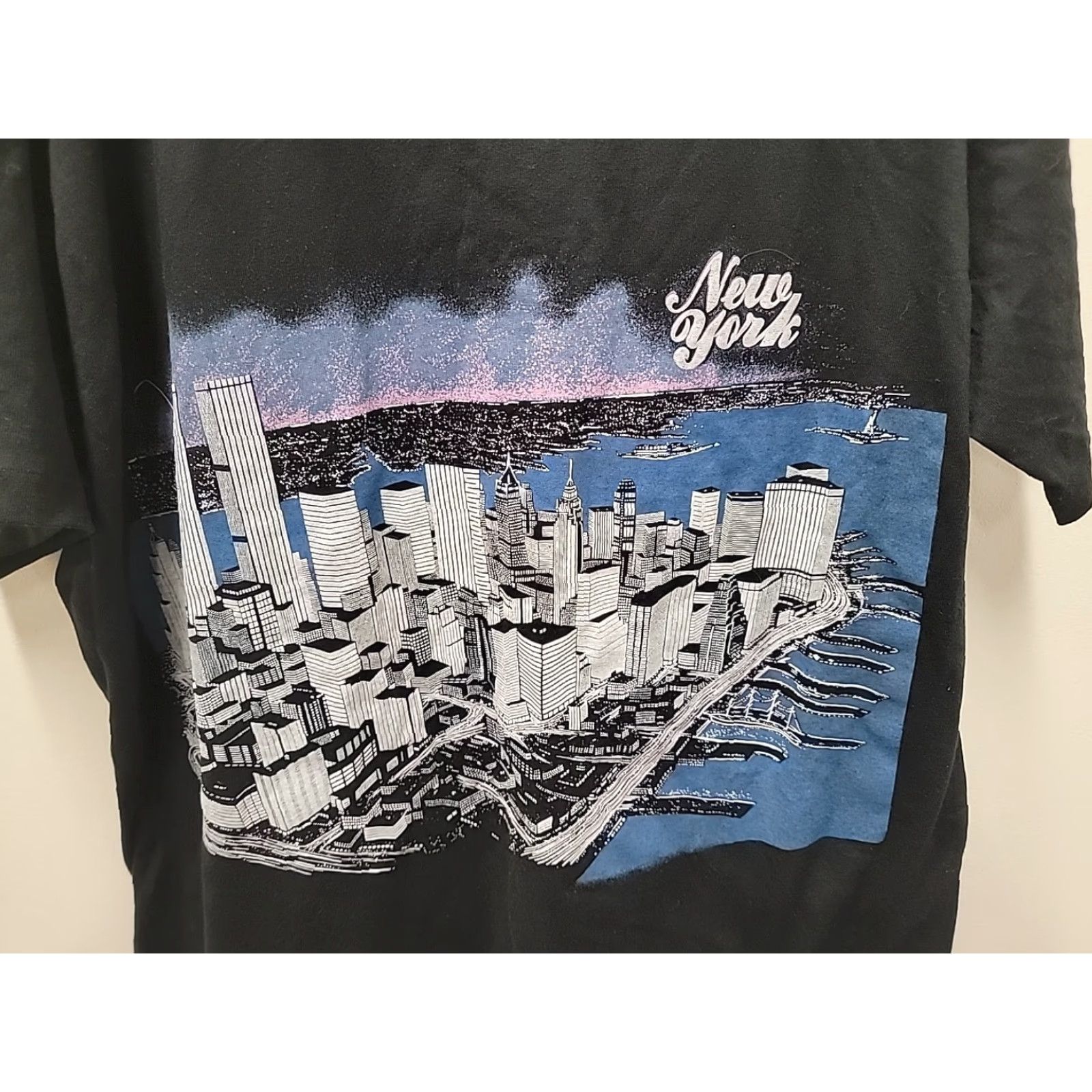 Jerzees VINTAGE Jerzees Graphic T-Shirt Mens XL Black Shirt Mens XL Black Graphic Print 22 chest 29 length Distressed All Seasons Size US XL / EU 56 / 4 - 3 Thumbnail