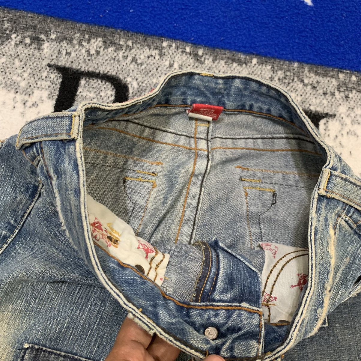 True Religion True Religion Section Joey Patch Distressed Bootcut Jeans Size 27" / US 4 / IT 40 - 10 Thumbnail