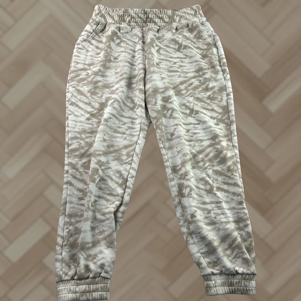 TravisMathew Travis Mathew Jogger Sweatpants Women's L Beige Sweatpants? Size 36" / US 14 / IT 50 - 1 Thumbnail