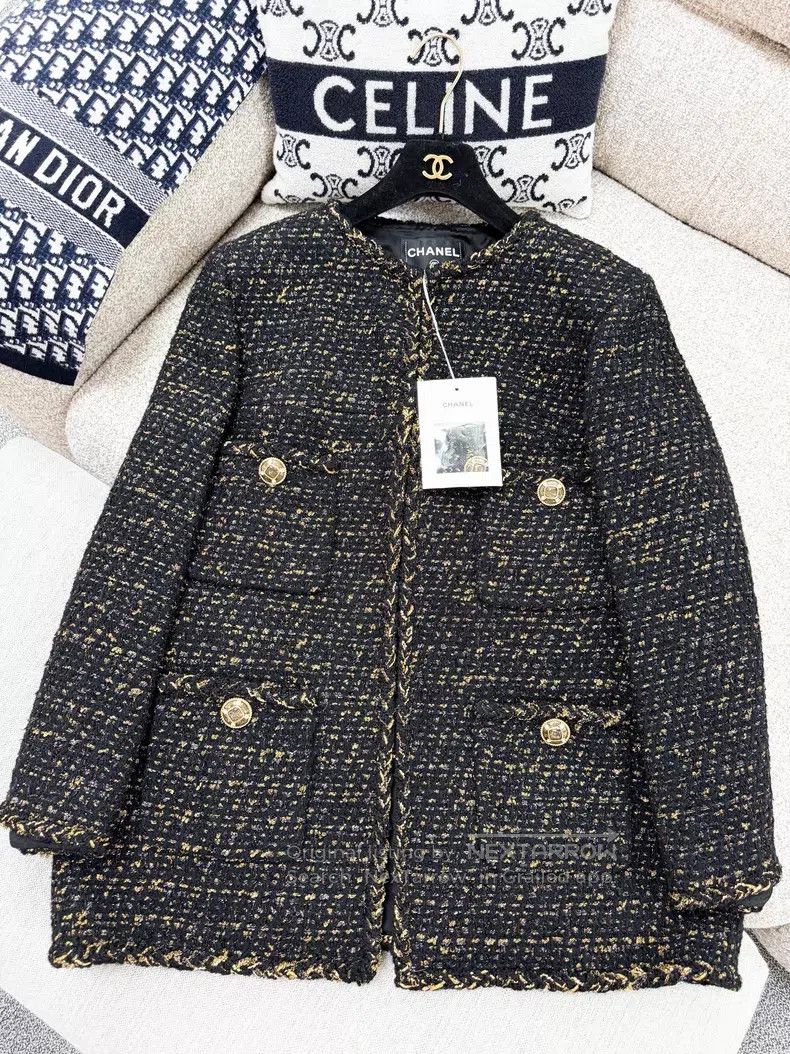 Chanel Chanel Glazed buckle four-pocket rolled edge woven long-sl Size XS / US 0-2 / IT 36-38 - 4 Thumbnail
