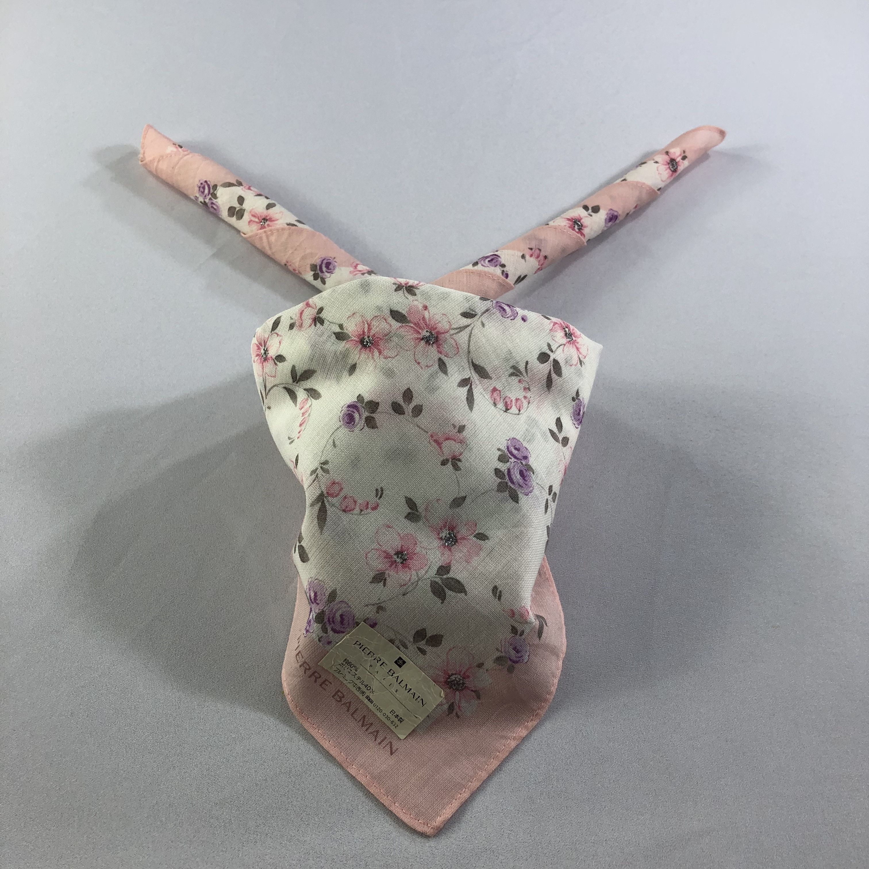 Pierre Balmain × Vintage Pierre Balmain Floral Handkerchief Neckerchief Bandana H2079 Size ONE SIZE - 2 Thumbnail