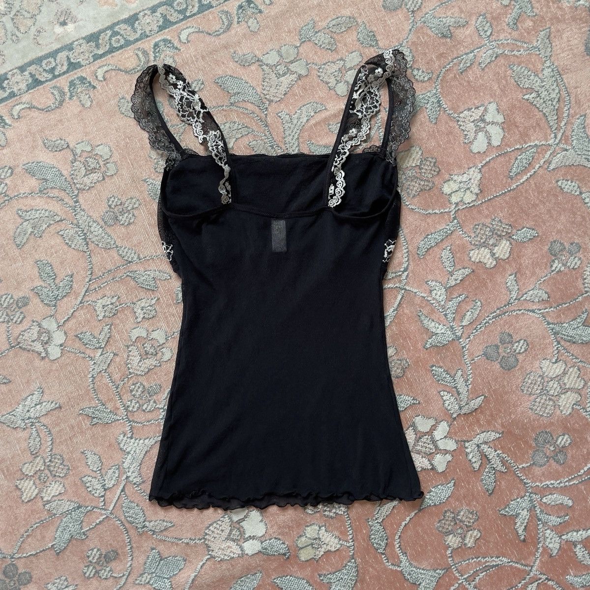 Old Navy × Vintage Adorable Black Floral Embroidered Mesh Camisole (XS-S) Size S / US 4 / IT 40 - 4 Thumbnail