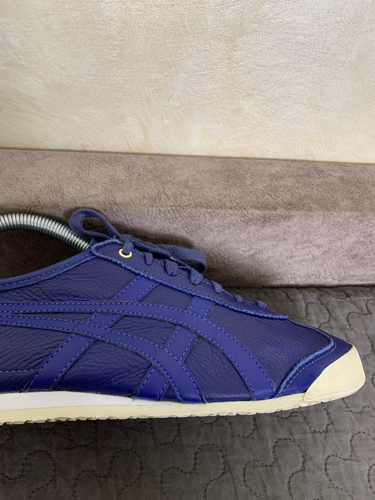Asics Asics Onitsuka Tiger Mexico 66 Sneakers Size 41.5 Size US 8 / EU 41 - 2 Thumbnail