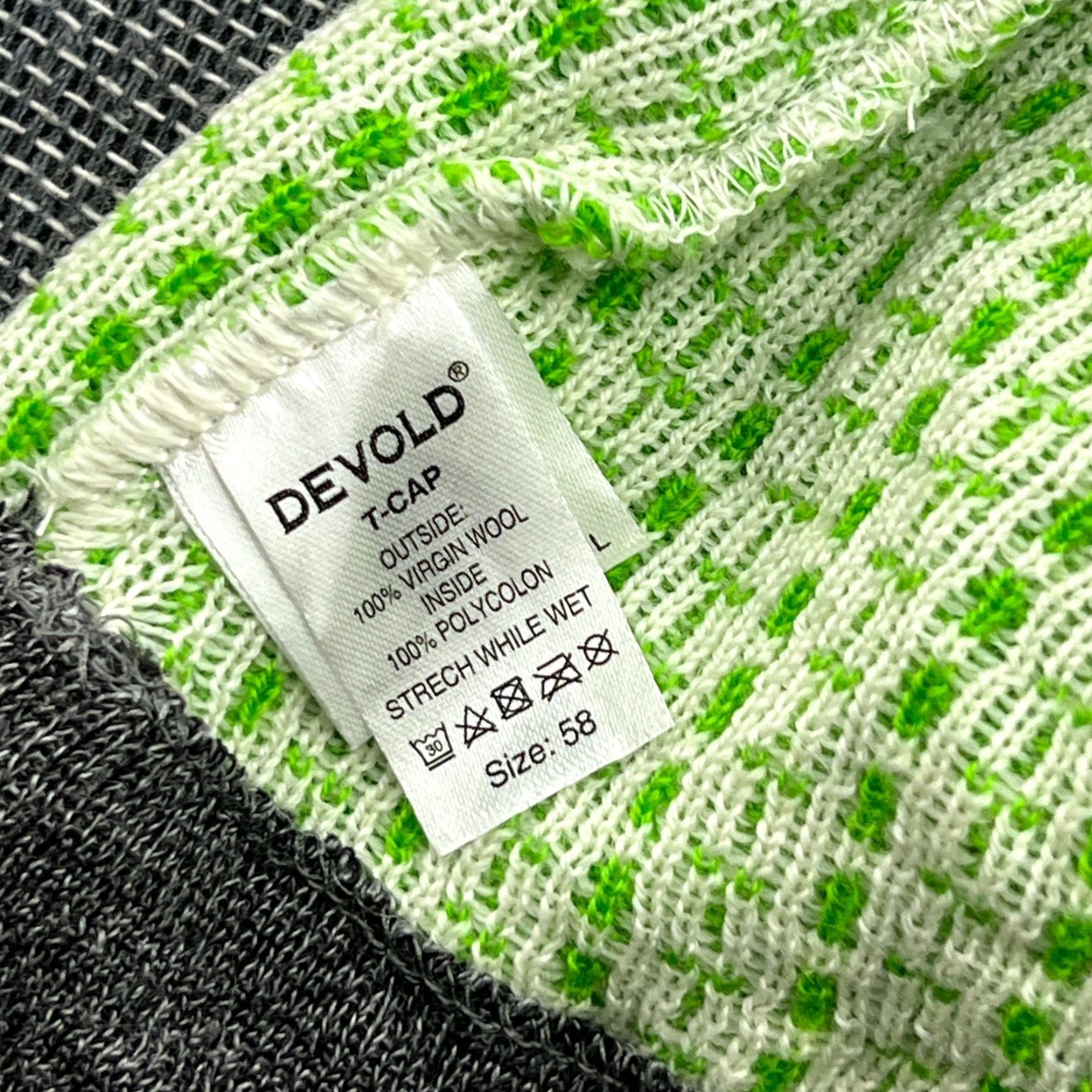 Vintage Devold Beanie Hat One Size 100% Virgin Wool Thermal Lined Black Green Unisex Adults Knit Wool Beanie Mens Womens Size ONE SIZE - 4 Thumbnail