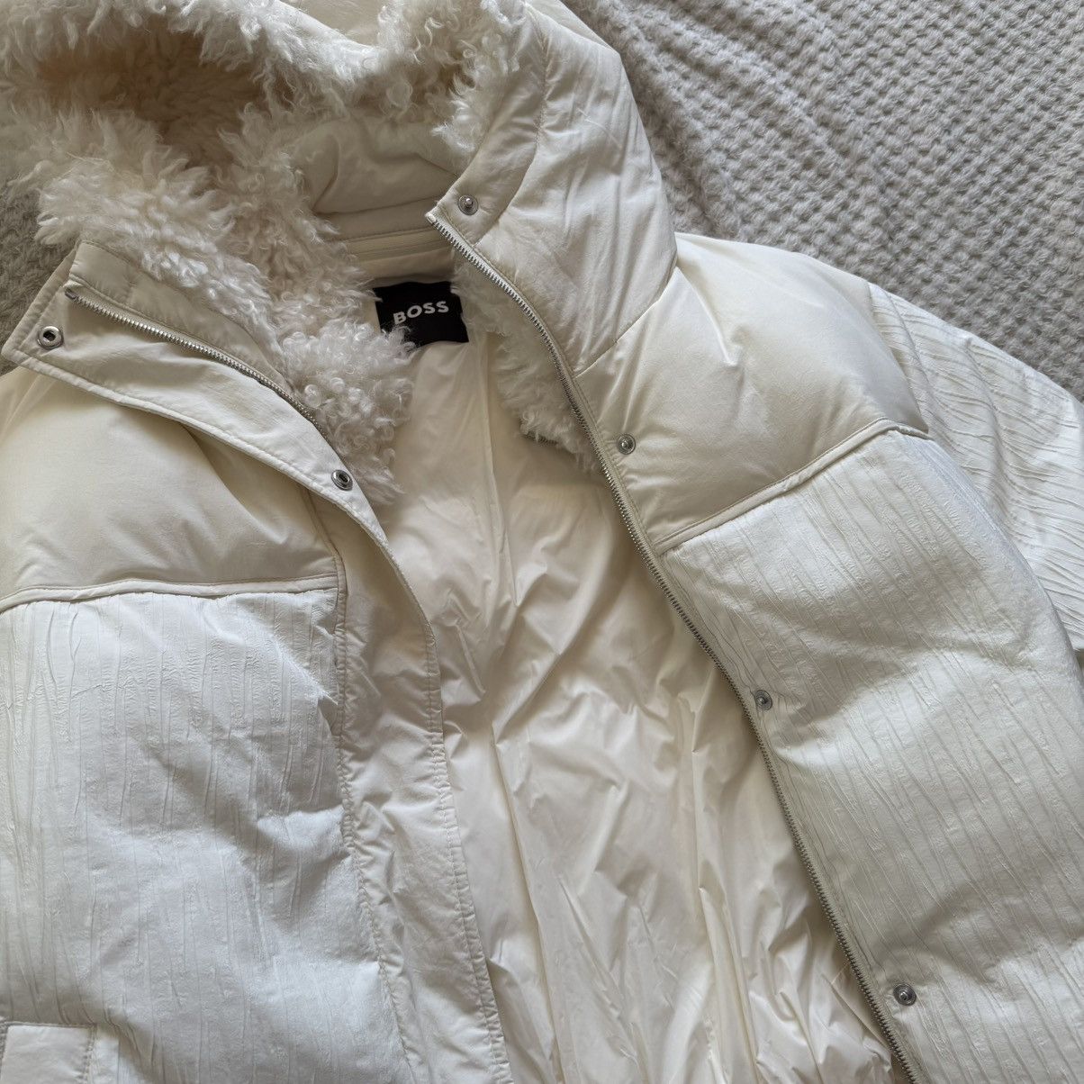 Hugo Boss New Womens Boss Down Winter Puffer Jacket With Tags Size US S / EU 44-46 / 1 - 4 Thumbnail