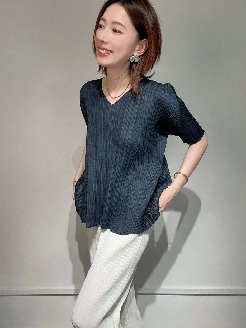 Issey Miyake Issey Miyake Dark blue short-sleeved shirt Size L / US 10 / IT 46 - 3 Thumbnail