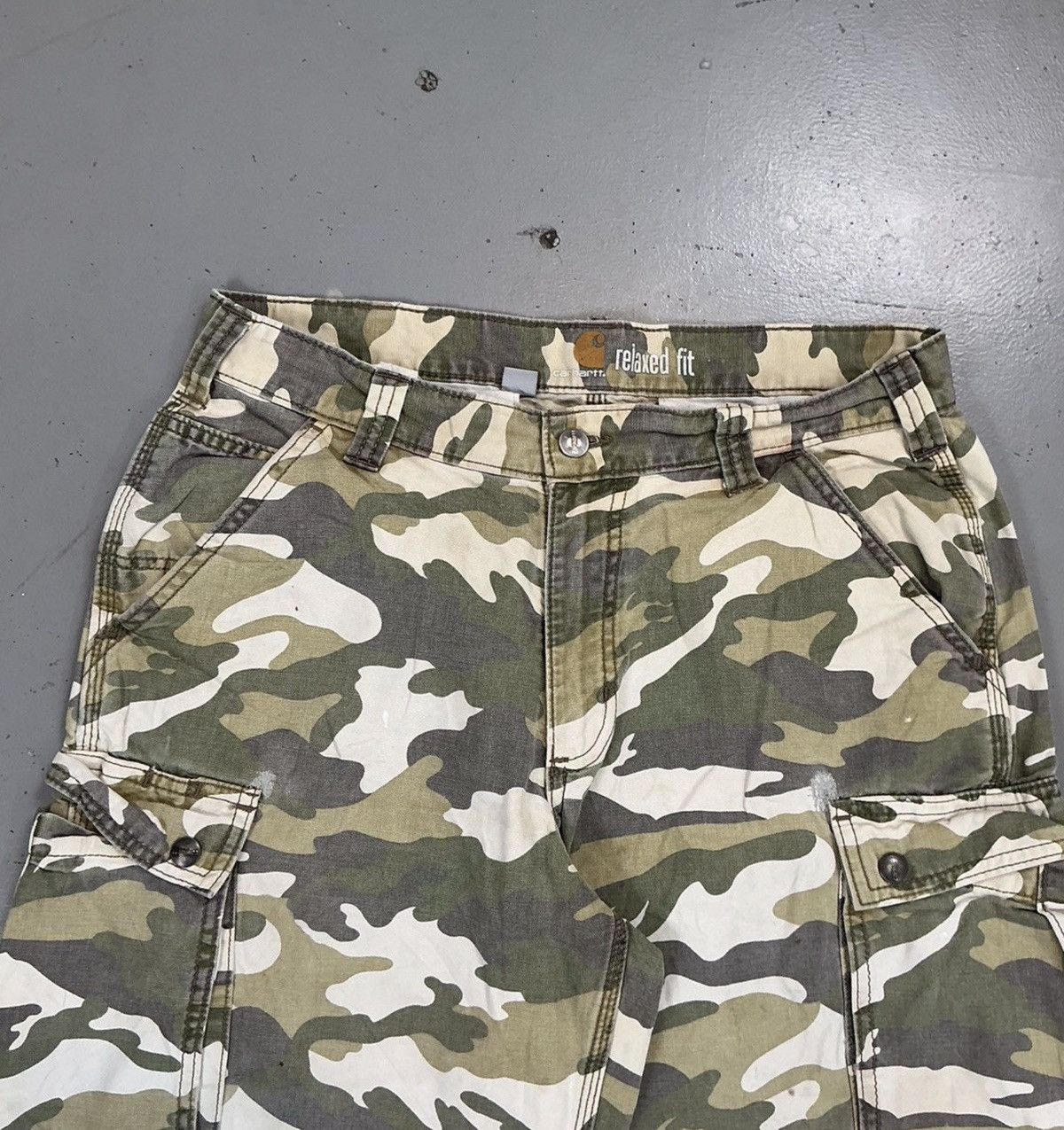 Carhartt Vintage carhartt camo shorts Size US 32 / EU 48 - 3 Thumbnail
