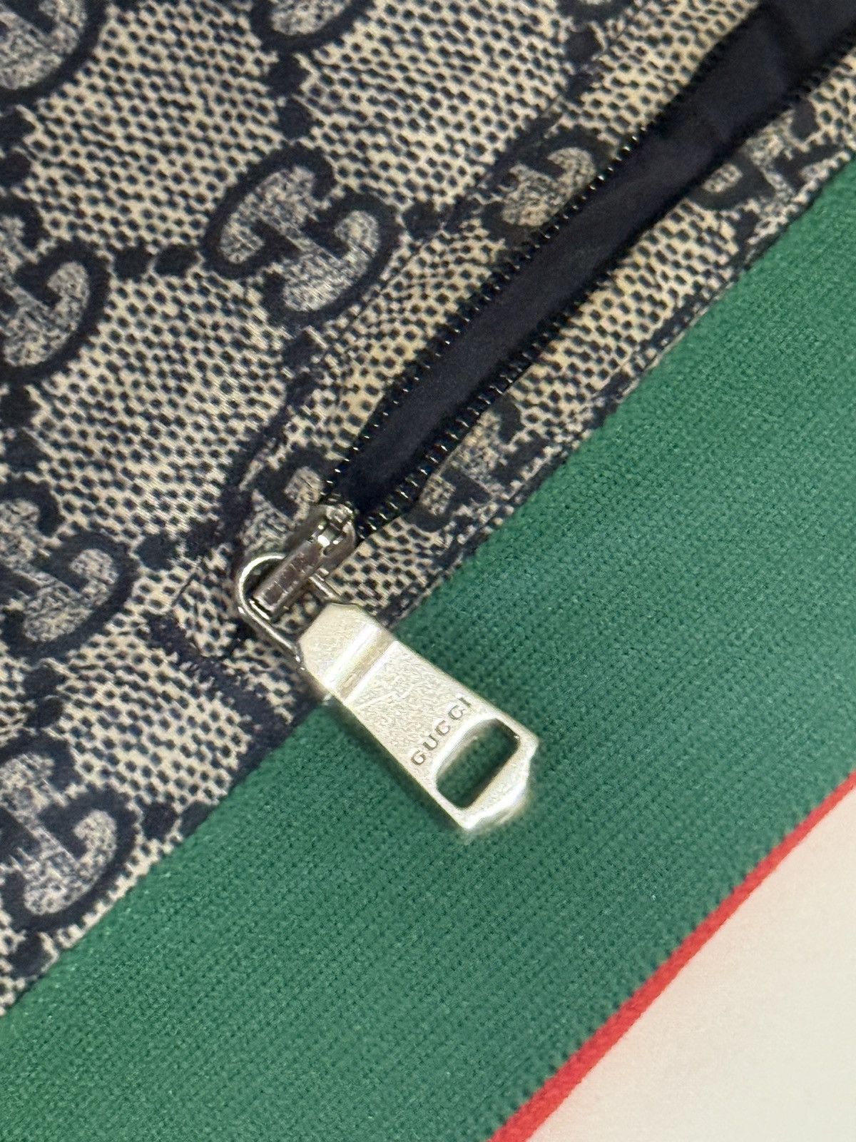 Gucci Gucci Monogram Track Sweatpants side Medium Size US 32 / EU 48 - 6 Thumbnail