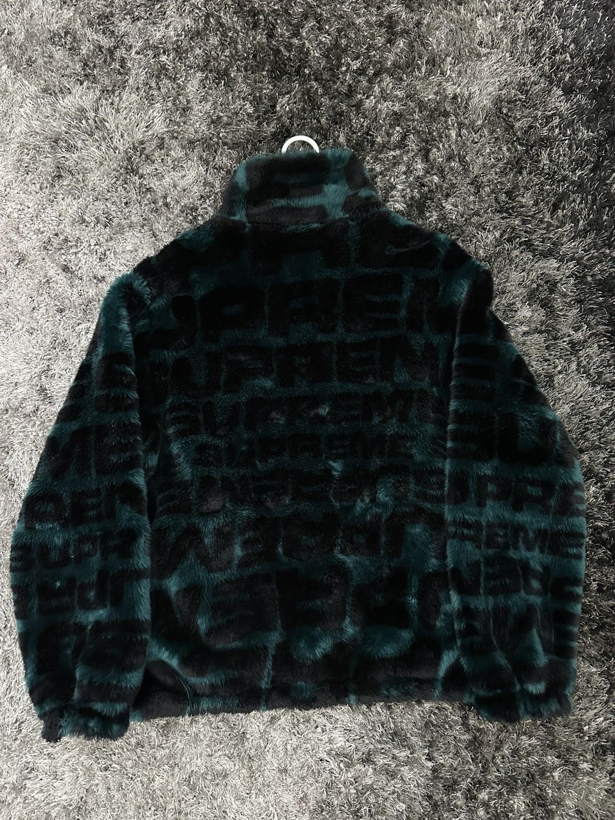 Supreme Supreme Faux Fur Repeater Bomber Dark Teal SS18 Size US L / EU 52-54 / 3 - 6 Thumbnail