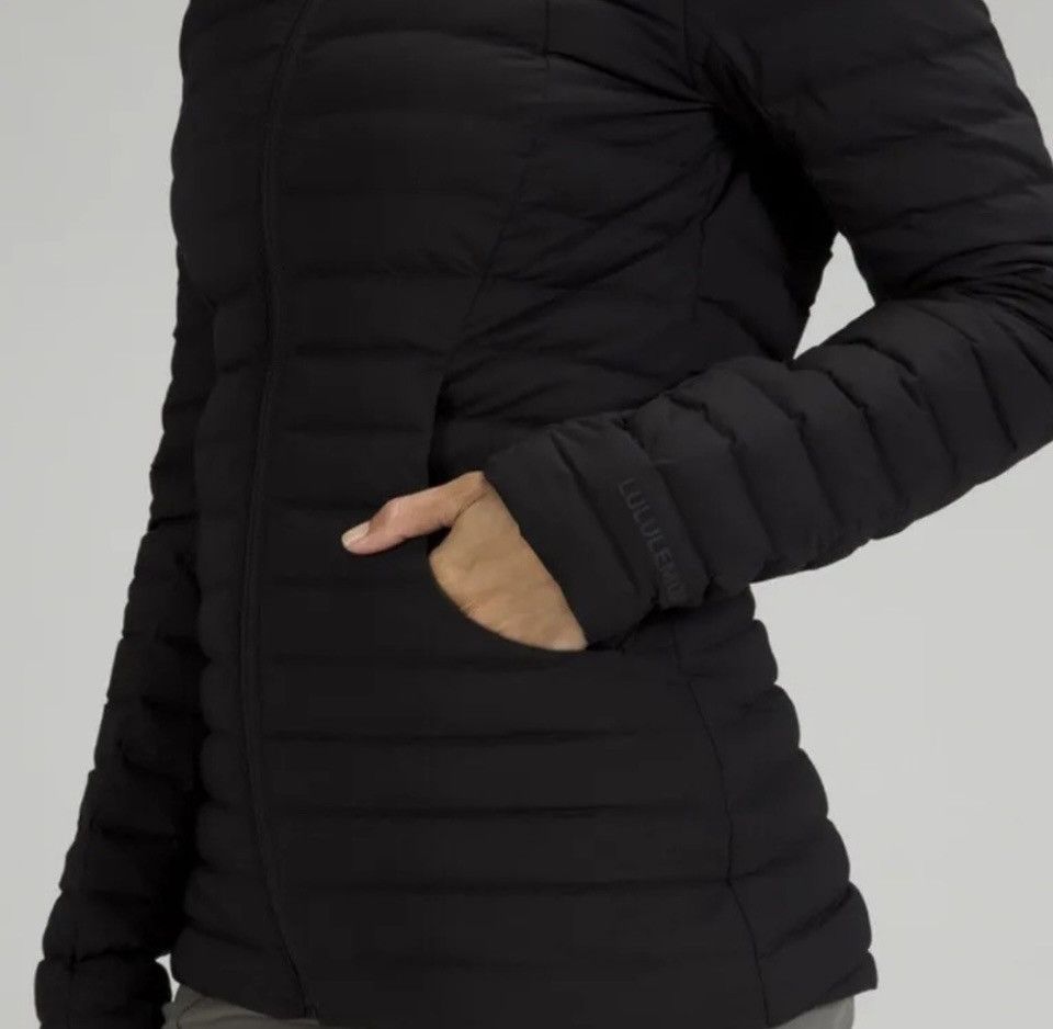 Lululemon Lululemon Pack It Down Short Jacket Black sz.6 Size S / US 4 / IT 40 - 2 Thumbnail