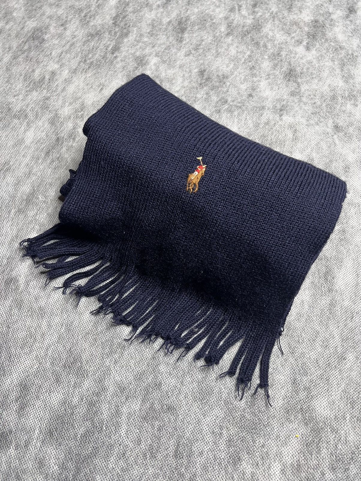 Ralph Lauren Vintage Polo Ralph Lauren Blue Small Logo Scarf Size ONE SIZE - 1 Thumbnail