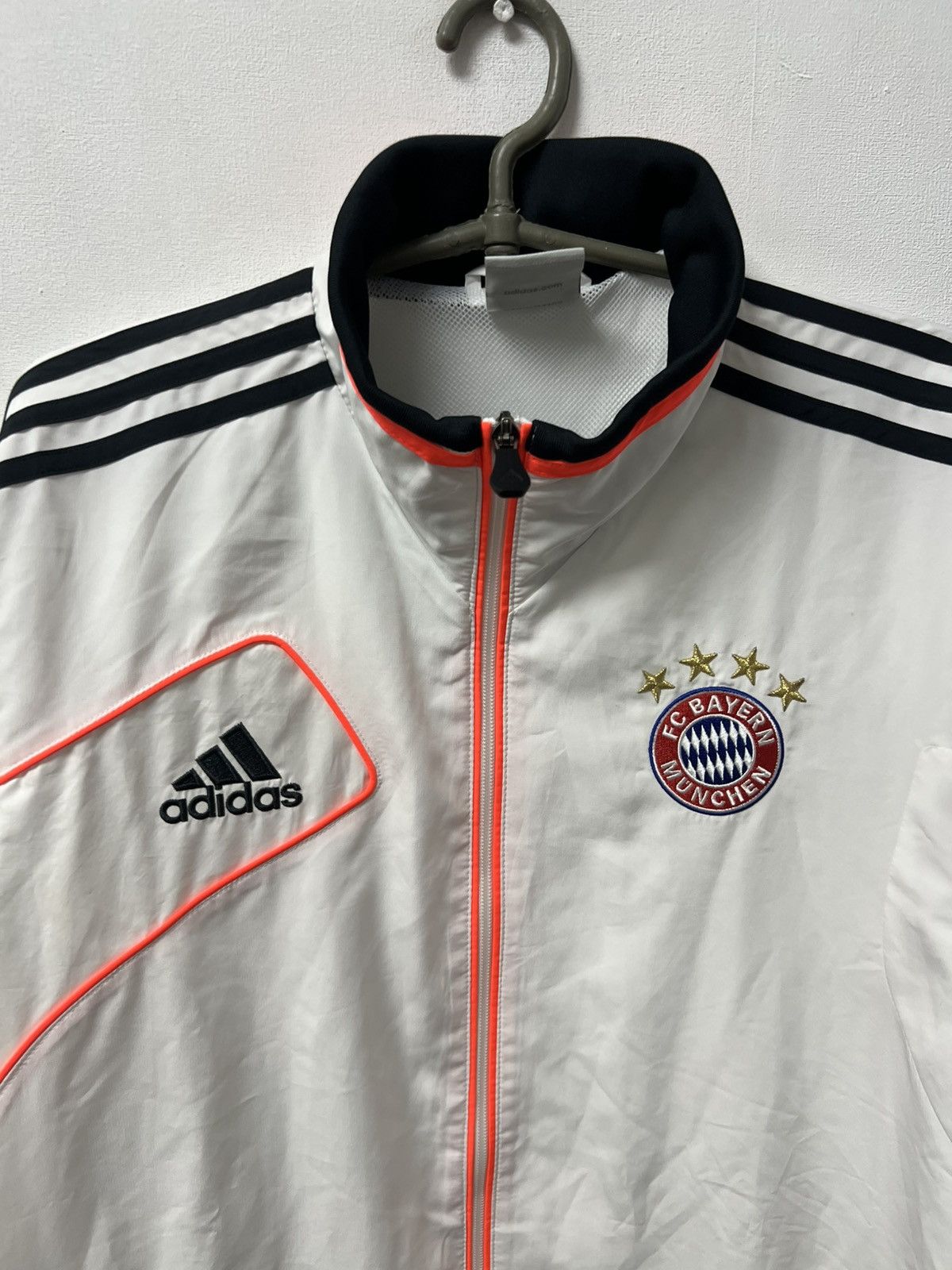 Adidas Adidas FC Bayern Munchen 2012 Y2K Track Vintage Jacket Size US L / EU 52-54 / 3 - 4 Thumbnail