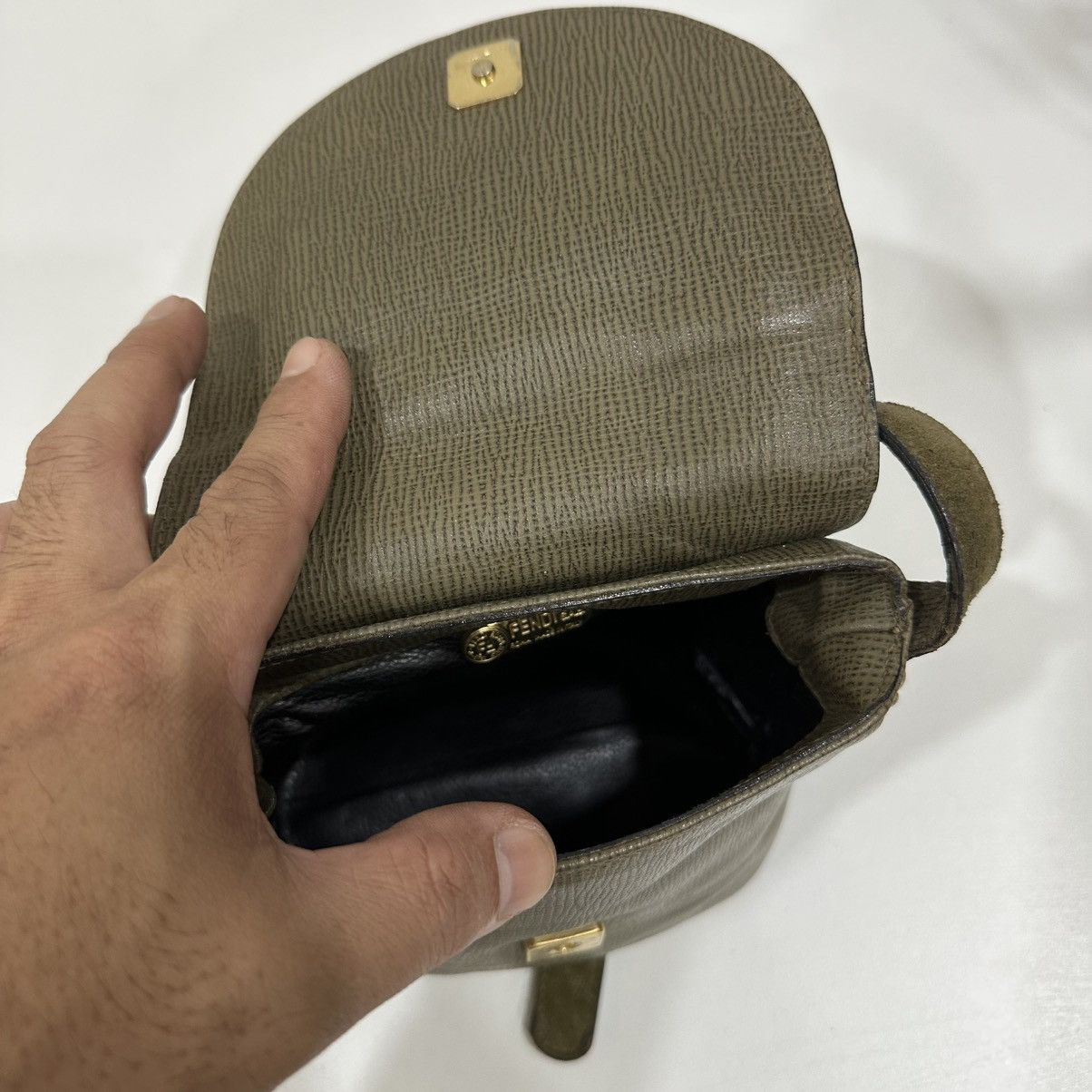 Fendi ‼️LD‼️FENDI ROMA OLIVE GREEN SUEDE FLAP MINI CROSSBODY BAG Size ONE SIZE - 13 Thumbnail