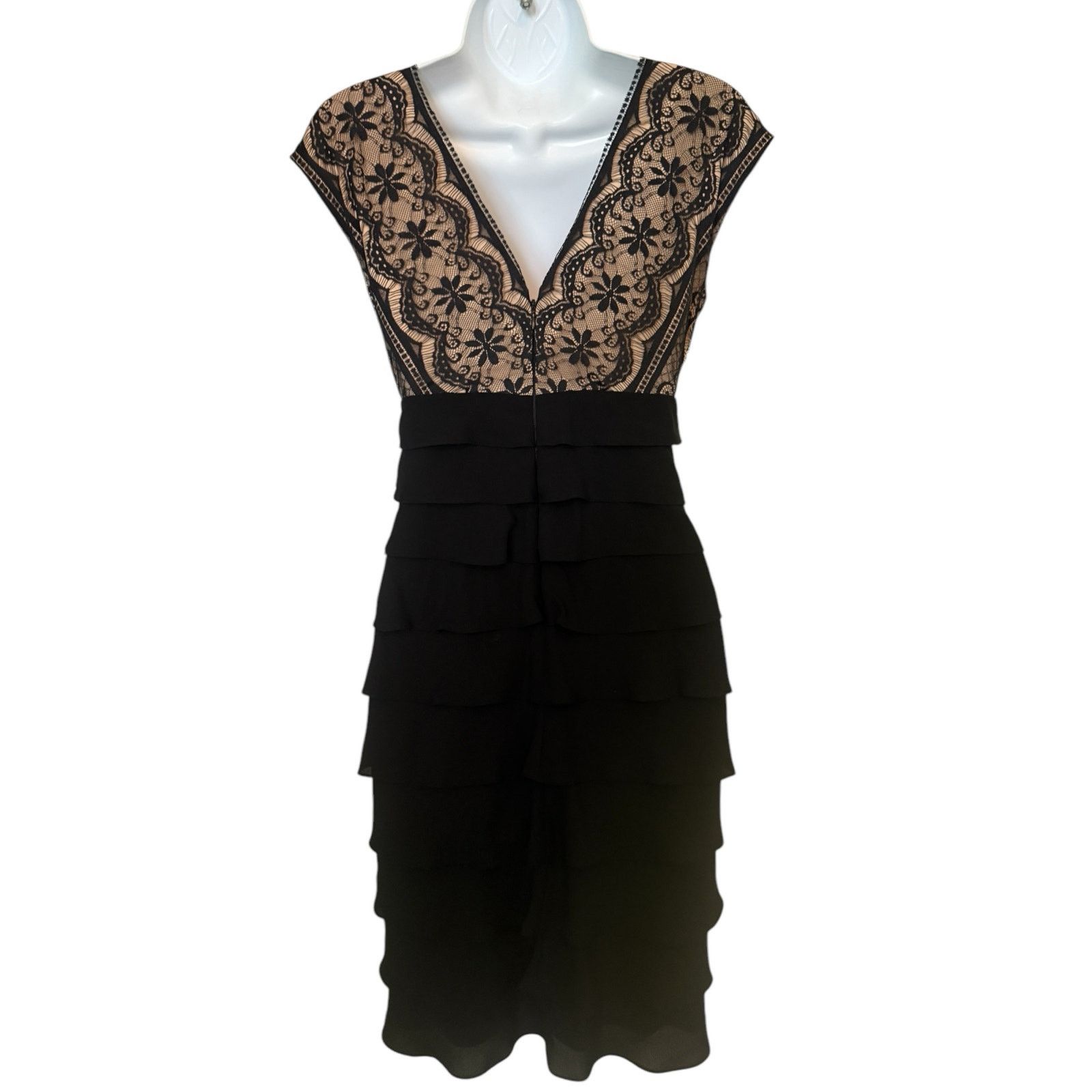 Adrianna Papell Vtg Adrianna Papell Party Black w/Lace Bodice Midi Dress 4 Size S / US 4 / IT 40 - 1 Thumbnail