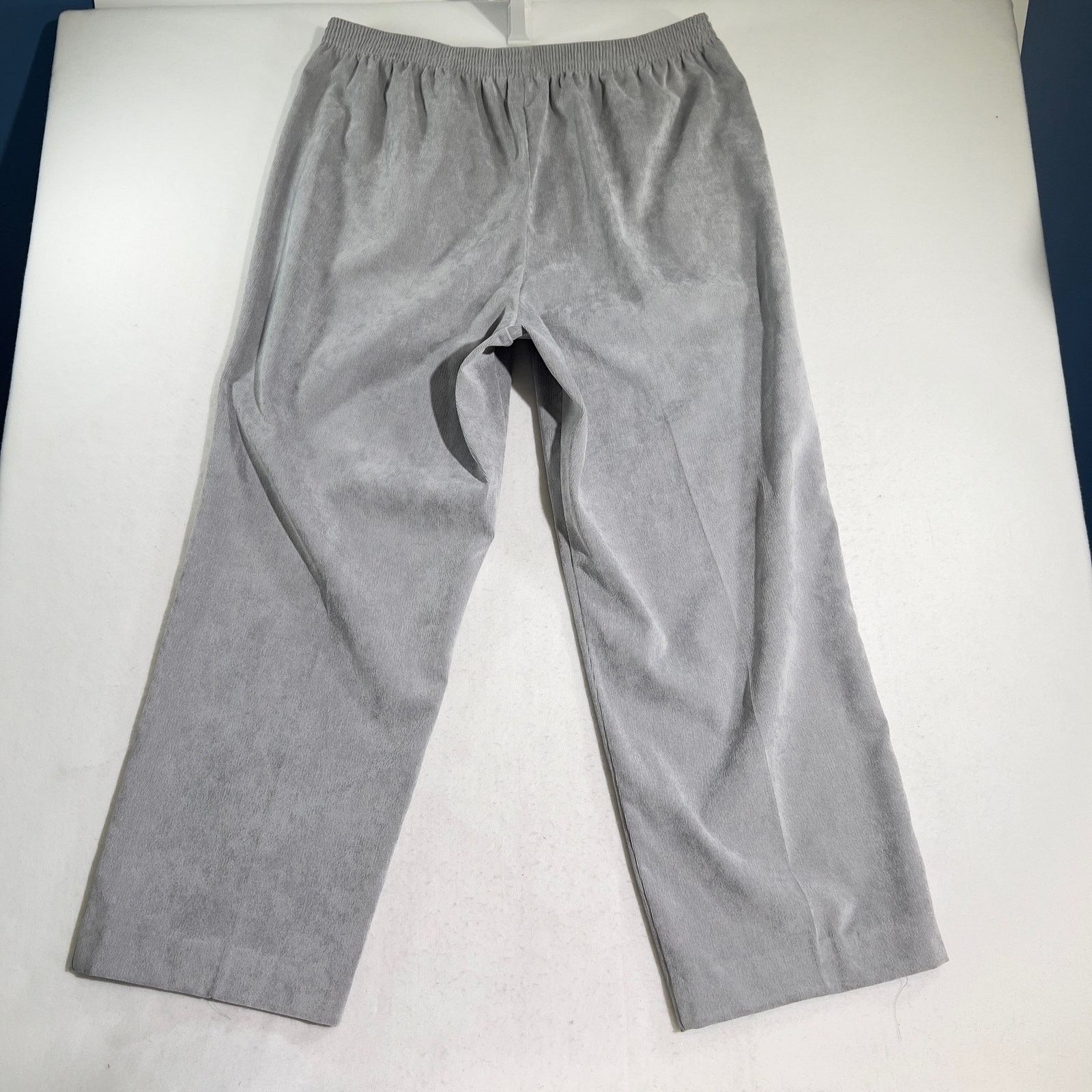 Other Alfred Dunner Pull On Pants Womans 18 Elastic Waist Corduroy Size 38" / US 16 / IT 52 - 3 Thumbnail