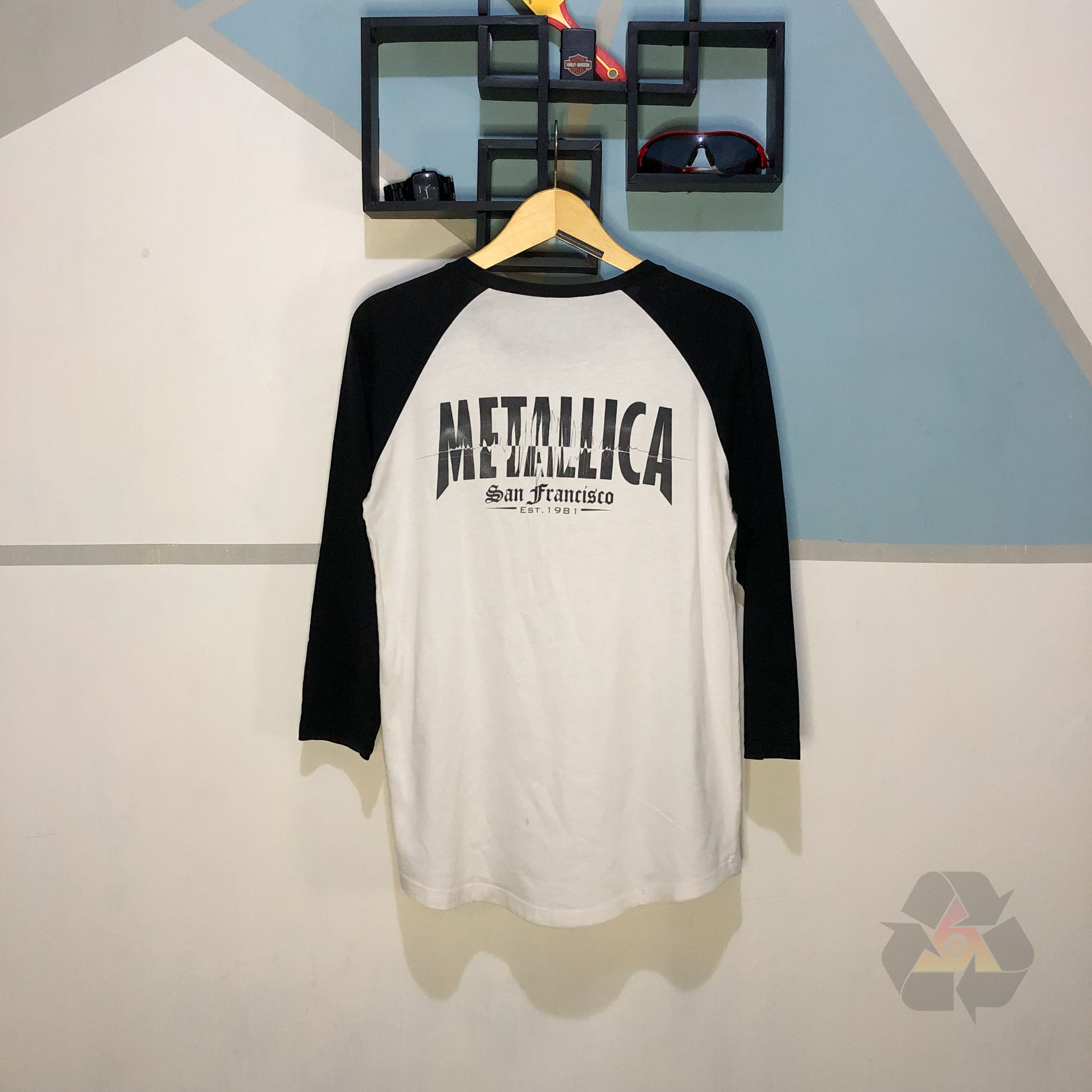 Band Tees × Vintage Vintage 2012 Metallica San Francisco est.1981 T-Shirt Y2K Size US M / EU 48-50 / 2 - 13 Thumbnail