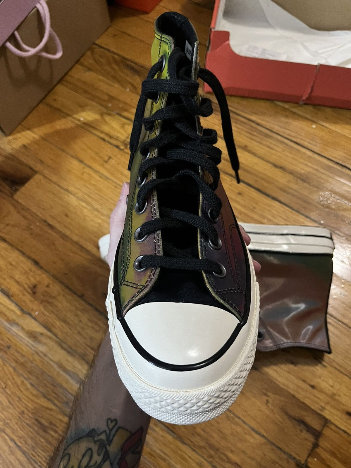 Converse Converse iridescent chucks Size US 9 / EU 42 - 8 Thumbnail