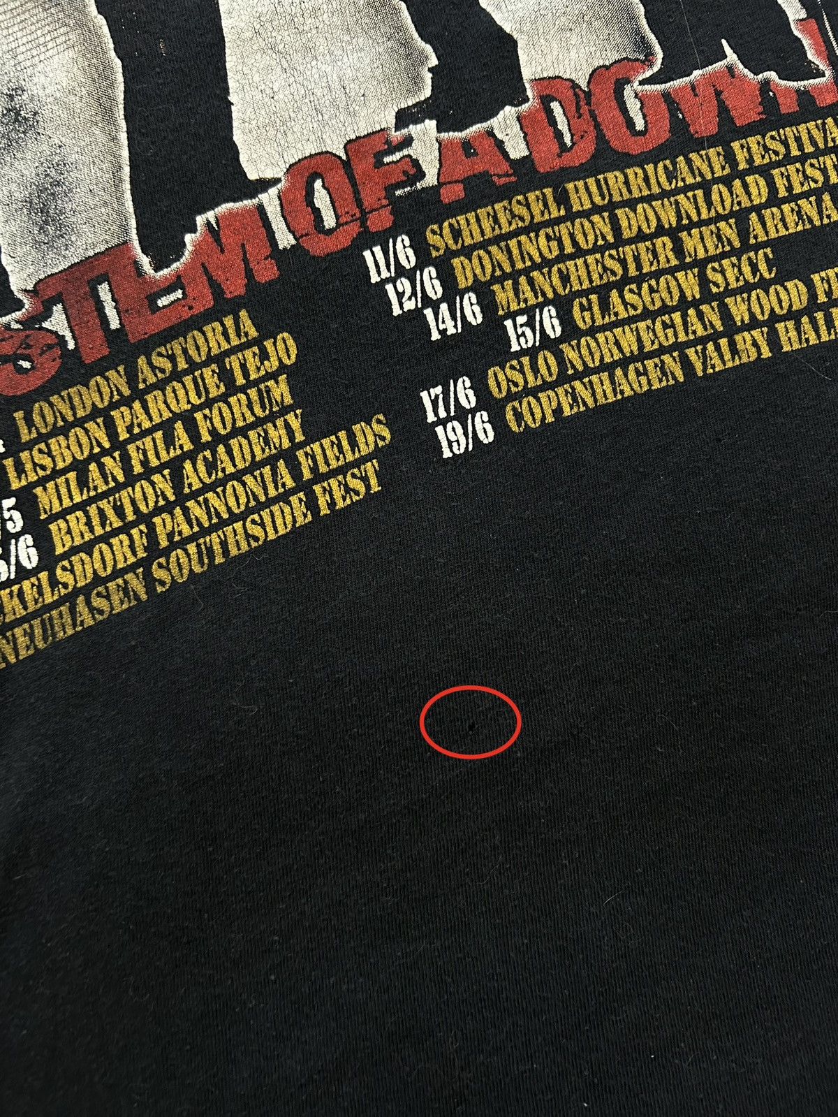 Band Tees × Vintage Vintage 2005 System Of A Down ‘Mezmerize’ T-Shirt Size US XL / EU 56 / 4 - 11 Thumbnail