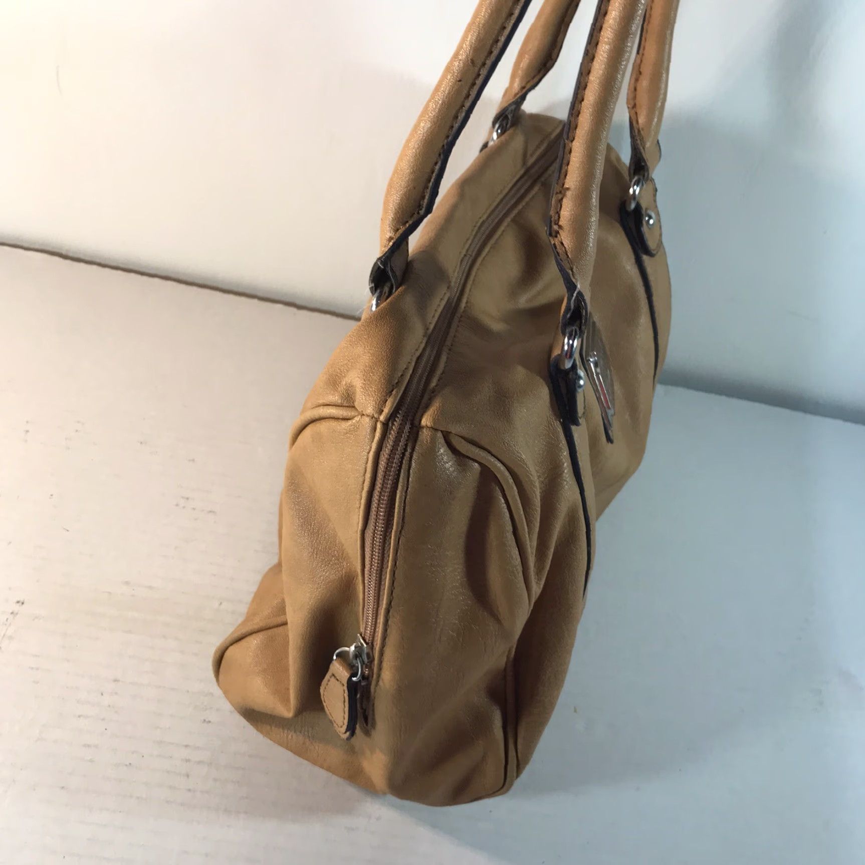 Nicole Miller VICENTAGE Nicole Miller Satchel Bag PVC Double Handles Women Medium Lt Brown Zipper Pockets Size ONE SIZE - 5 Thumbnail