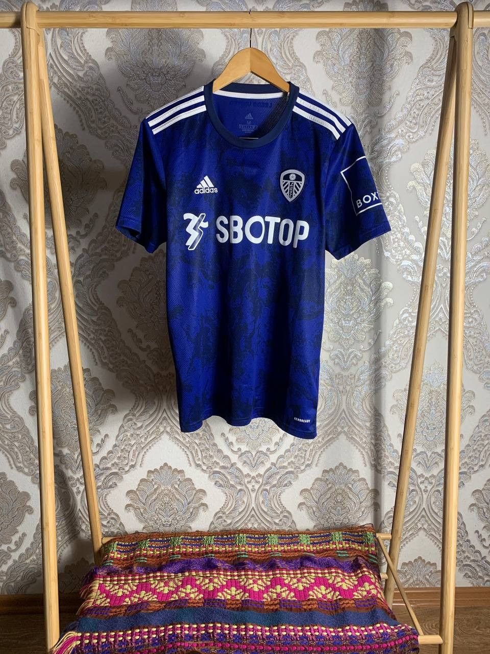 Adidas Vintage Adidas FC Leeds United England Soccer Jersey Y2K Size US M / EU 48-50 / 2 - 1 Thumbnail