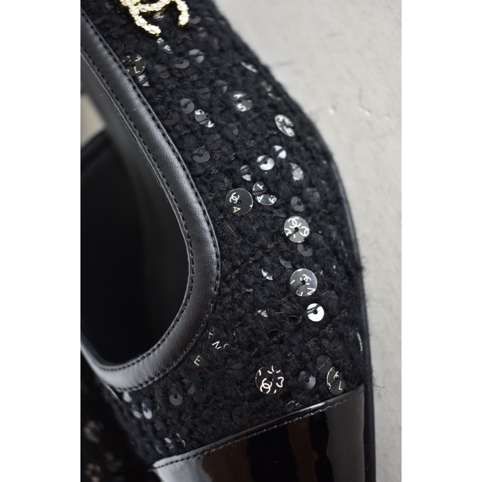 Chanel Chanel Black Wool Tweed Patent CC Slingback Flat 38 Size US 8 / IT 38 - 6 Thumbnail