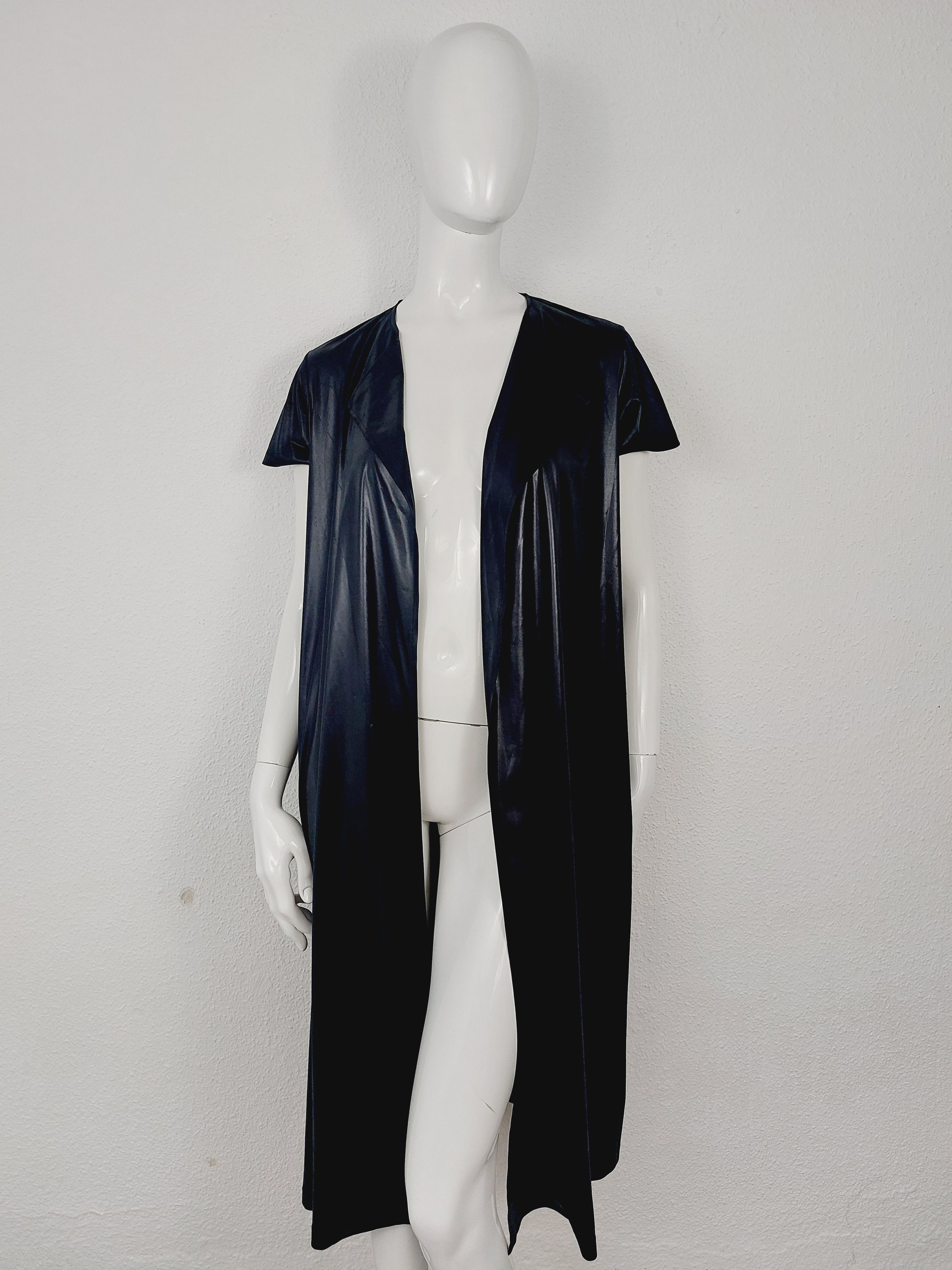 Yohji Yamamoto Vintage Yohji Yamamoto Black Shiny Cape Japan Coat Size US XS / EU 42 / 0 - 3 Thumbnail