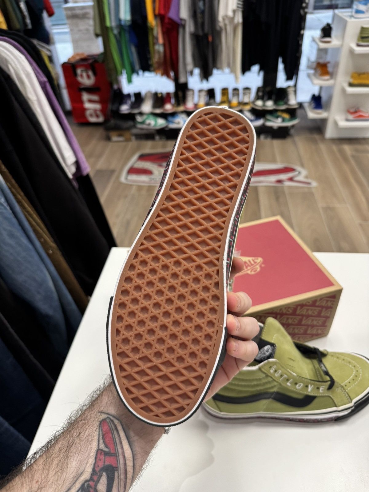 Patta × Vans Vans x patta hi olive 40,5 Size US 8 / EU 41 - 12 Thumbnail