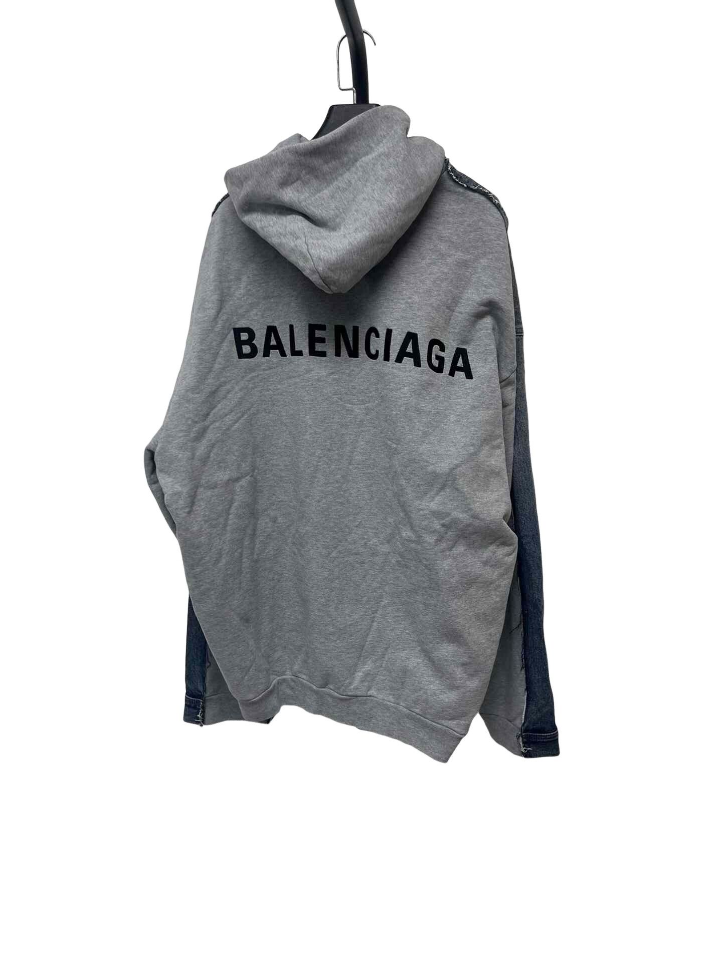 Balenciaga Balenciaga Logo Paneled Hoodie Denim Jacket 1 Size US S / EU 44-46 / 1 - 1 Thumbnail
