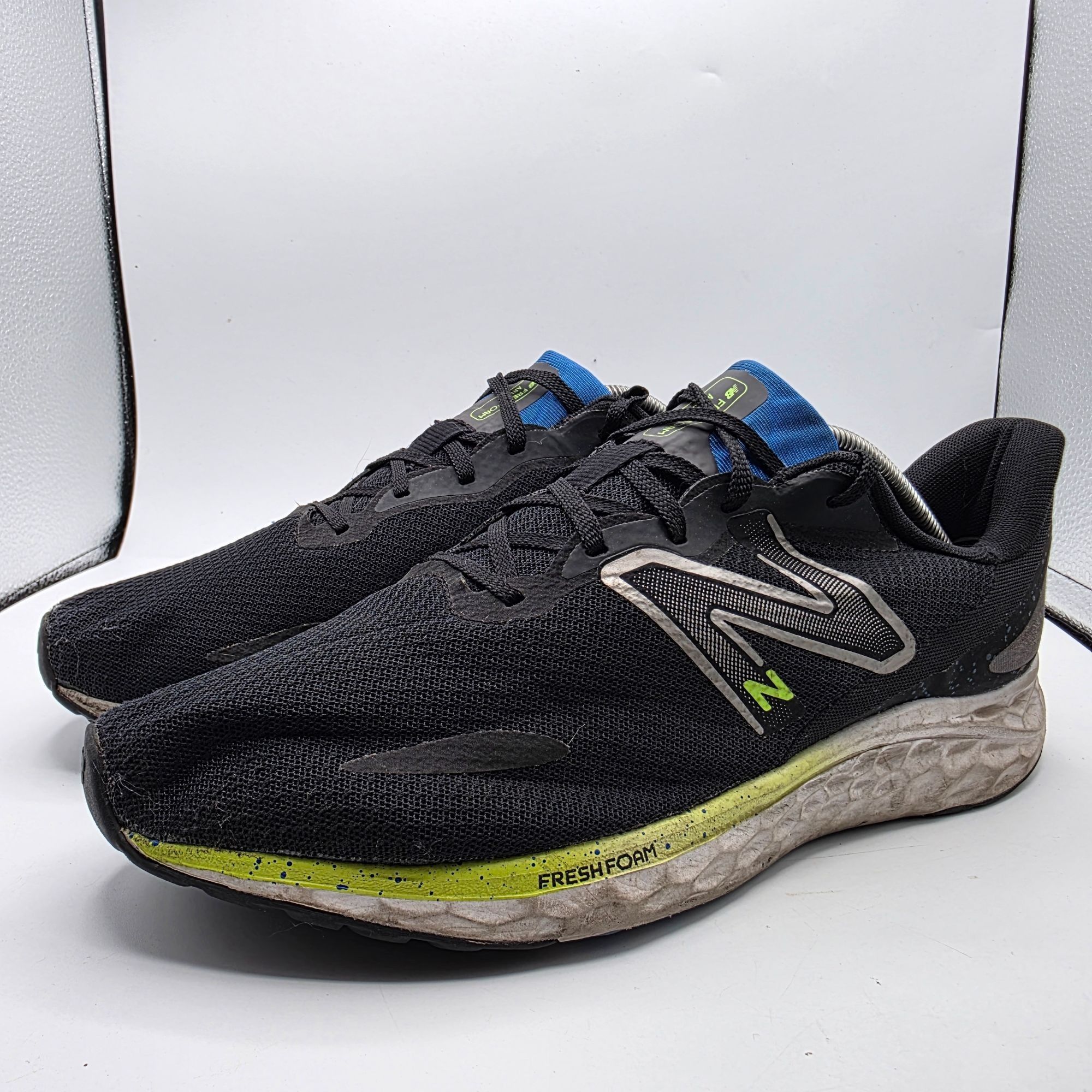 New Balance New Balance Fresh Foam Arishi V4 Mens Size 12 4E Black Light Size US 12 / EU 45 - 4 Thumbnail