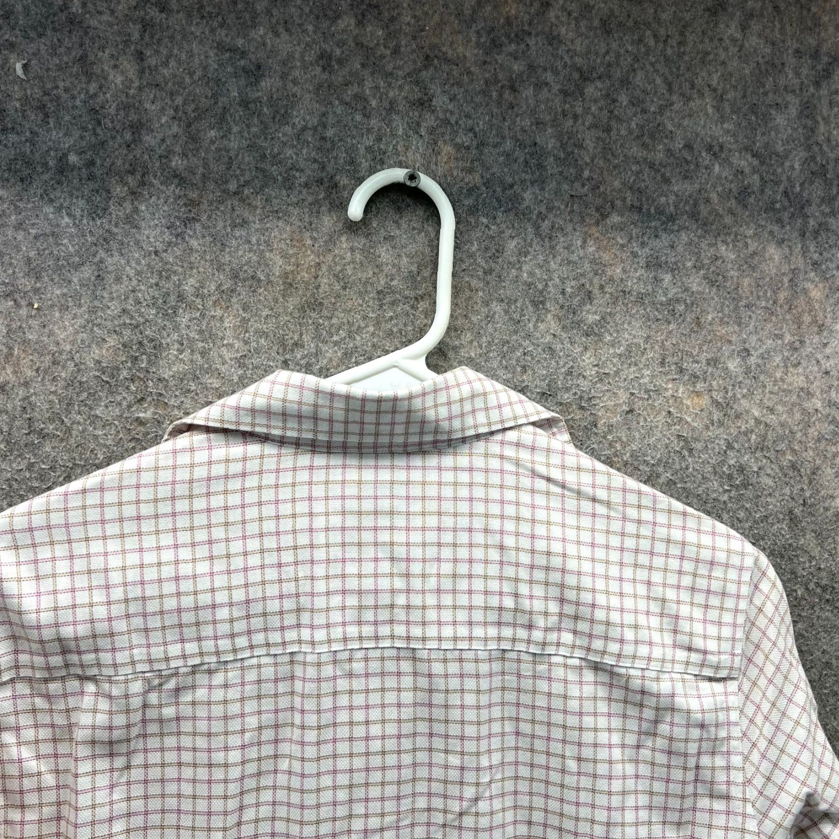 Brooks Brothers VINTAGE Brooks Brothers Shirt Womens 4 Beige Button-Down Gingham Check Long Sleeve Collared Button-Up Regular Fit Size S / US 4 / IT 40 - 3 Thumbnail