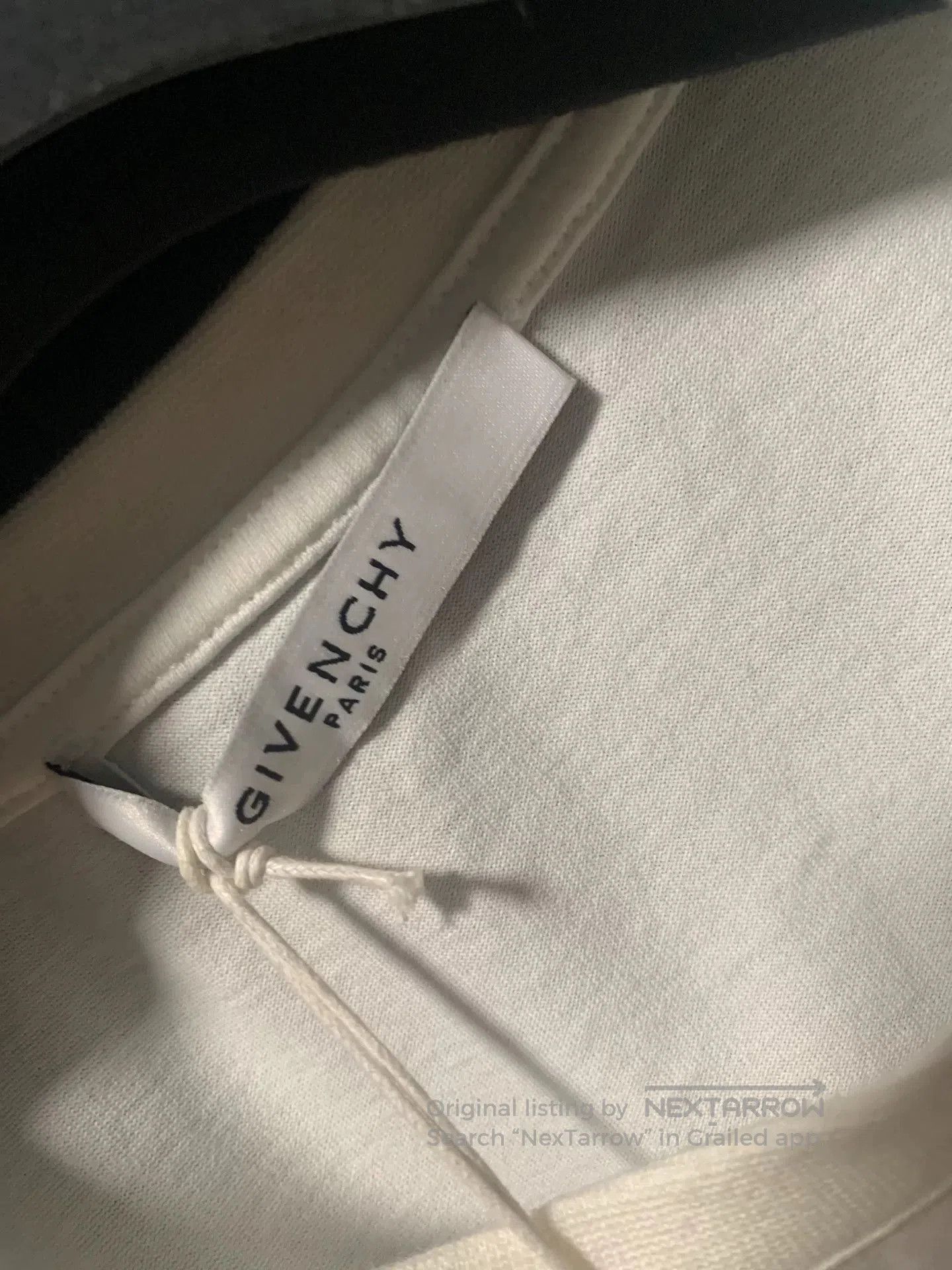 Givenchy Givenchy Star White T-Shirt Size S. Size US S / EU 44-46 / 1 - 2 Thumbnail