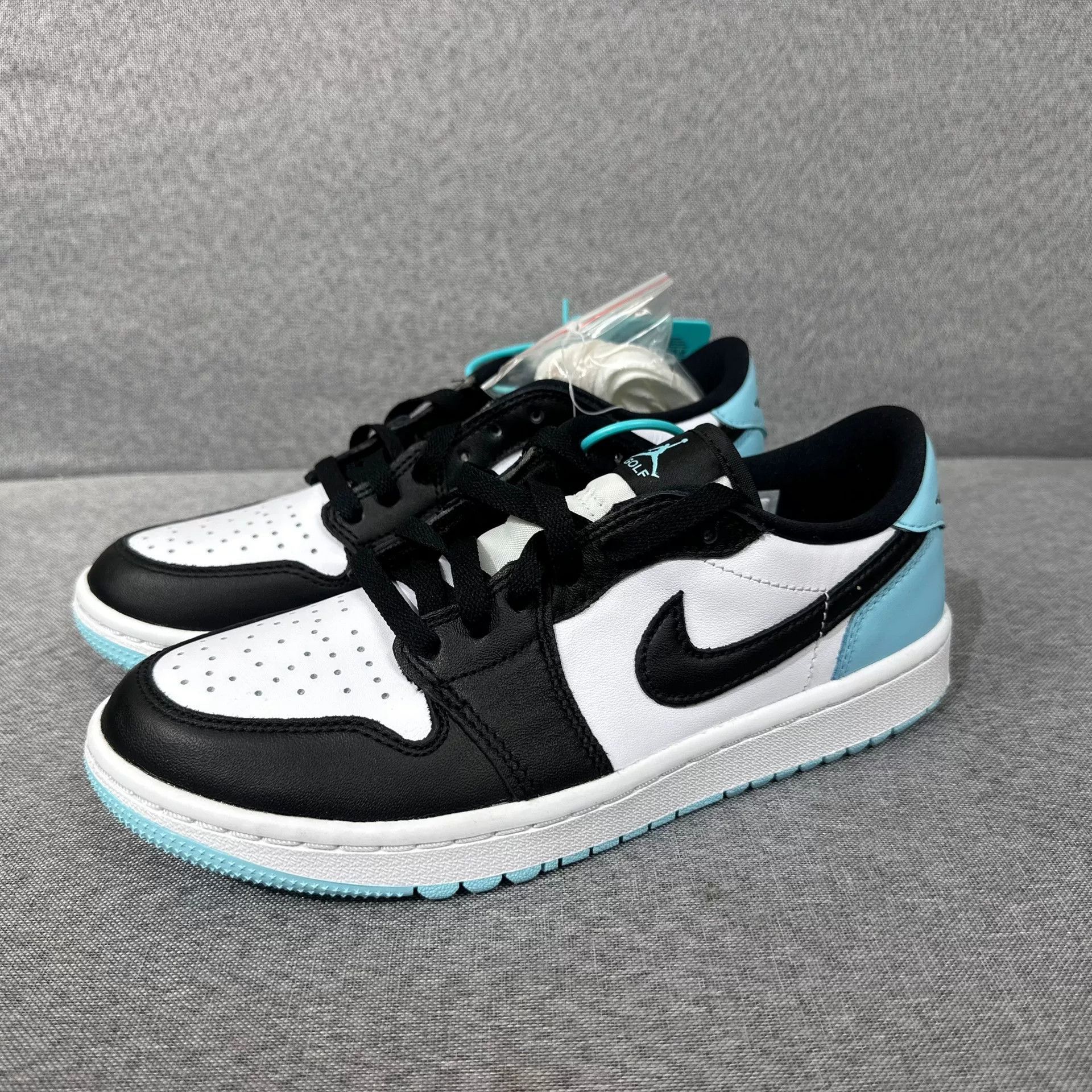 Nike Nike AIR JORDAN Blue Lowtop Sneakers 5.5 Men Size US 5.5 / EU 38 - 1 Thumbnail