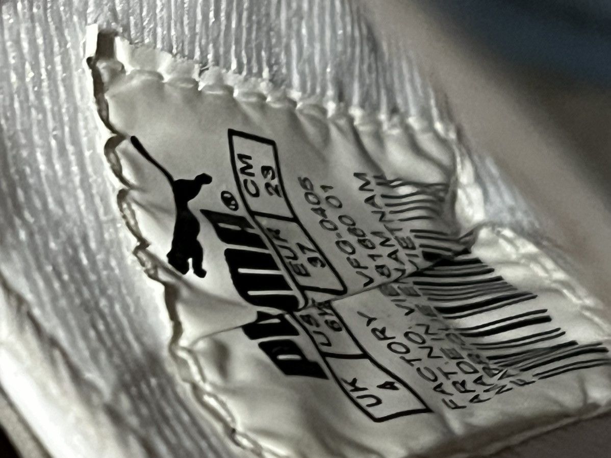 Japanese Brand × Puma × Vintage Vintage Puma Bnib Uke Japanese White Leather Slip Ons Size US 5 / EU 37 - 7 Thumbnail