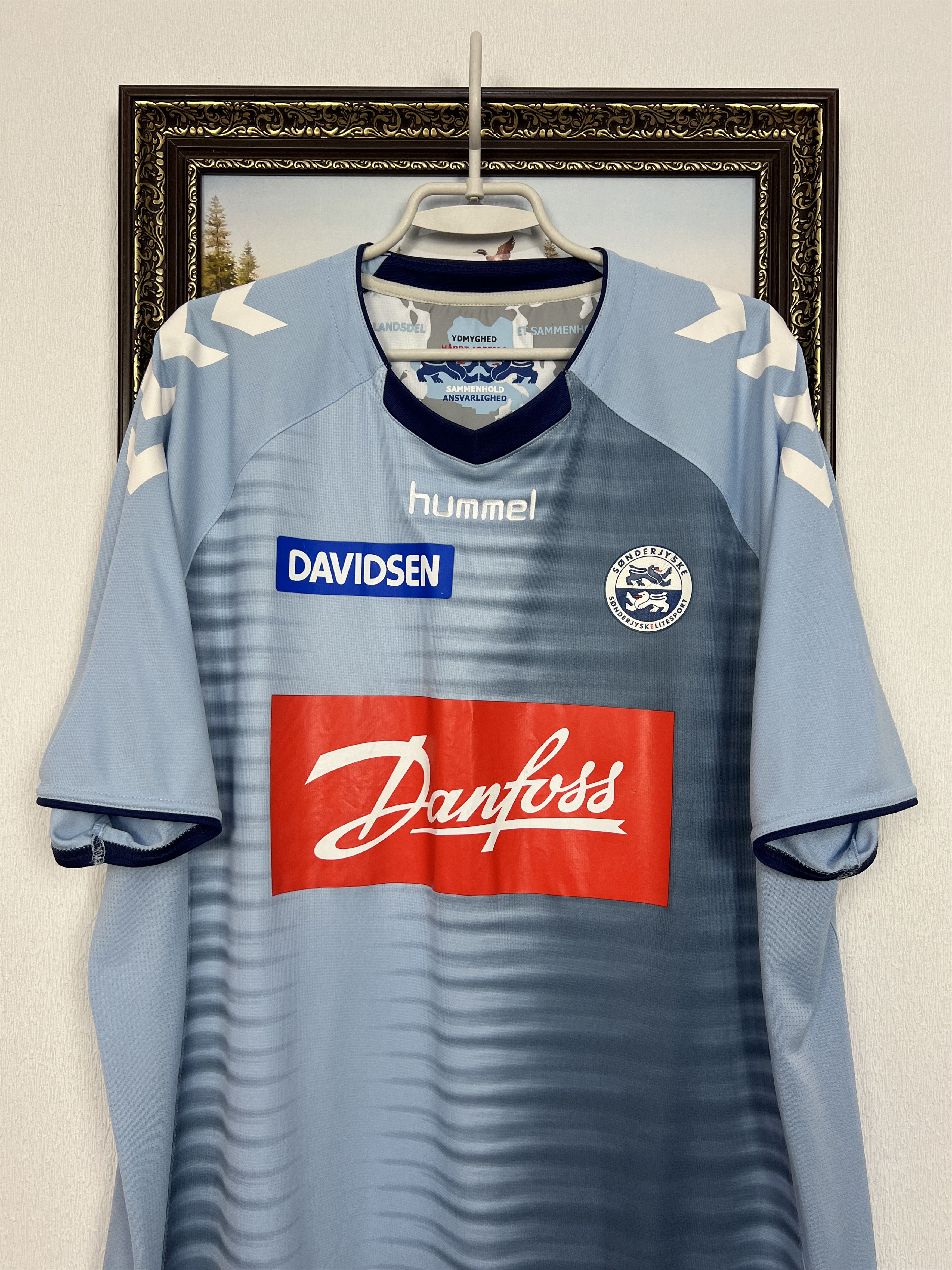 Hummel SonderjyskE football shirt Soccer Jersey Trikot Size 4XL Size US XXL / EU 58 / 5 - 2 Thumbnail