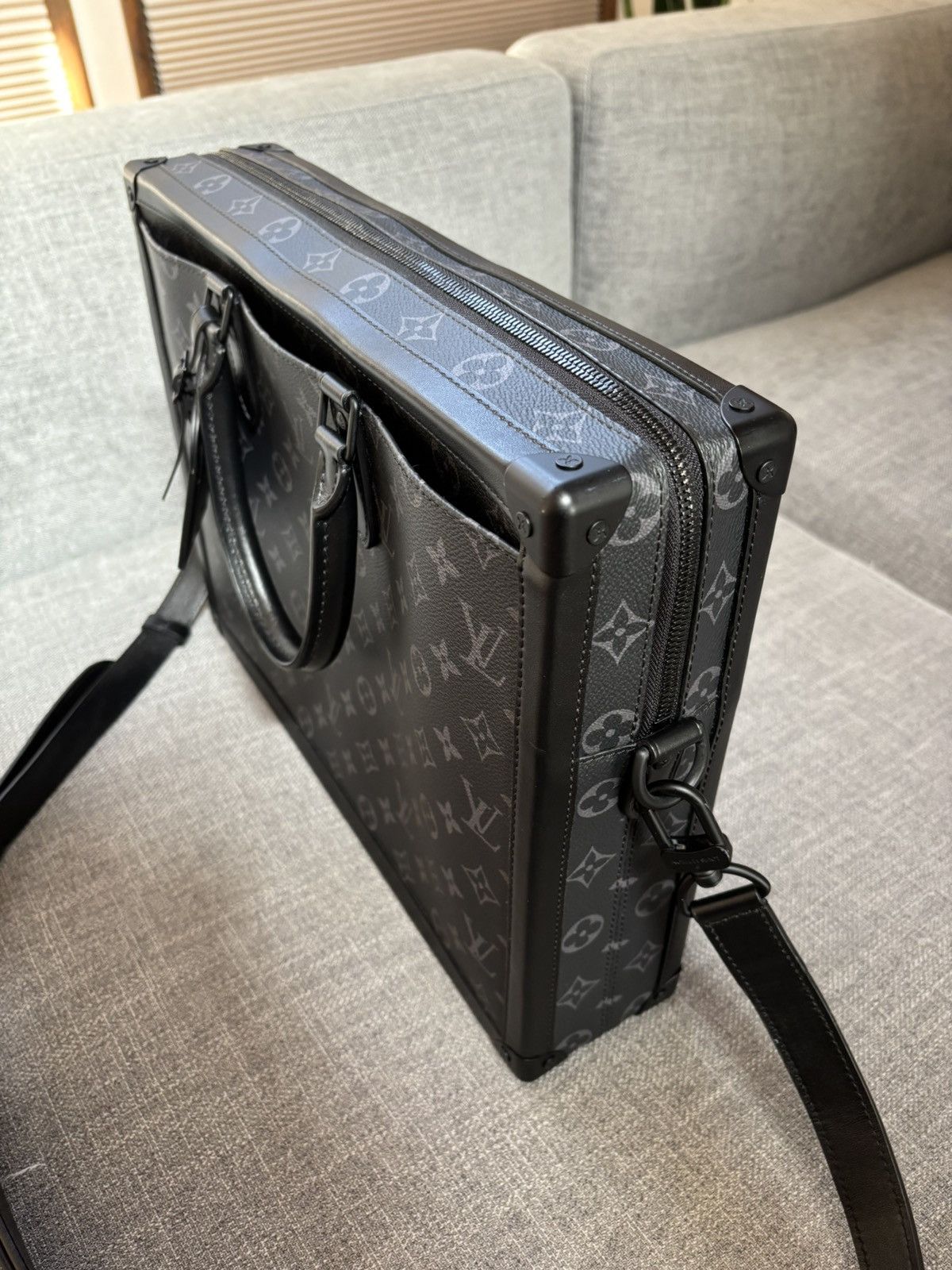 Louis Vuitton Louis Vuitton Soft Trunk Briefcase Size ONE SIZE - 8 Thumbnail