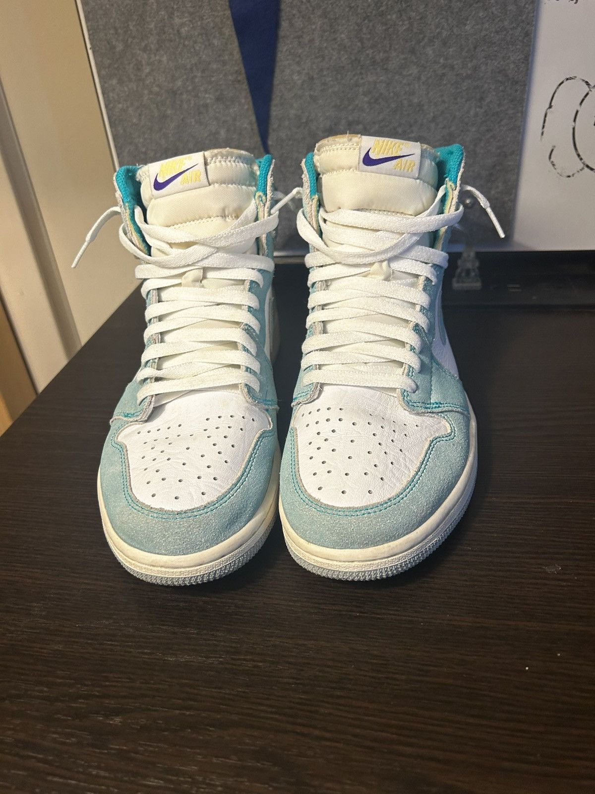 Jordan Brand Air Jordan 1 Retro High OG 'Turbo Green' Size US 10.5 / EU 43-44 - 3 Thumbnail