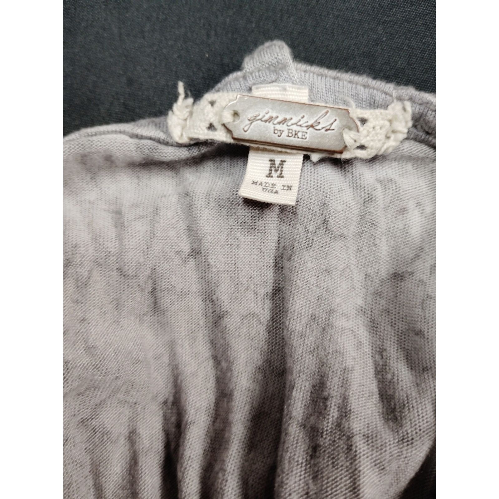 BKE BKE Gimmicks Light Gray Tank W Butterfly Lace Cutout T back Size M / US 6-8 / IT 42-44 - 8 Thumbnail