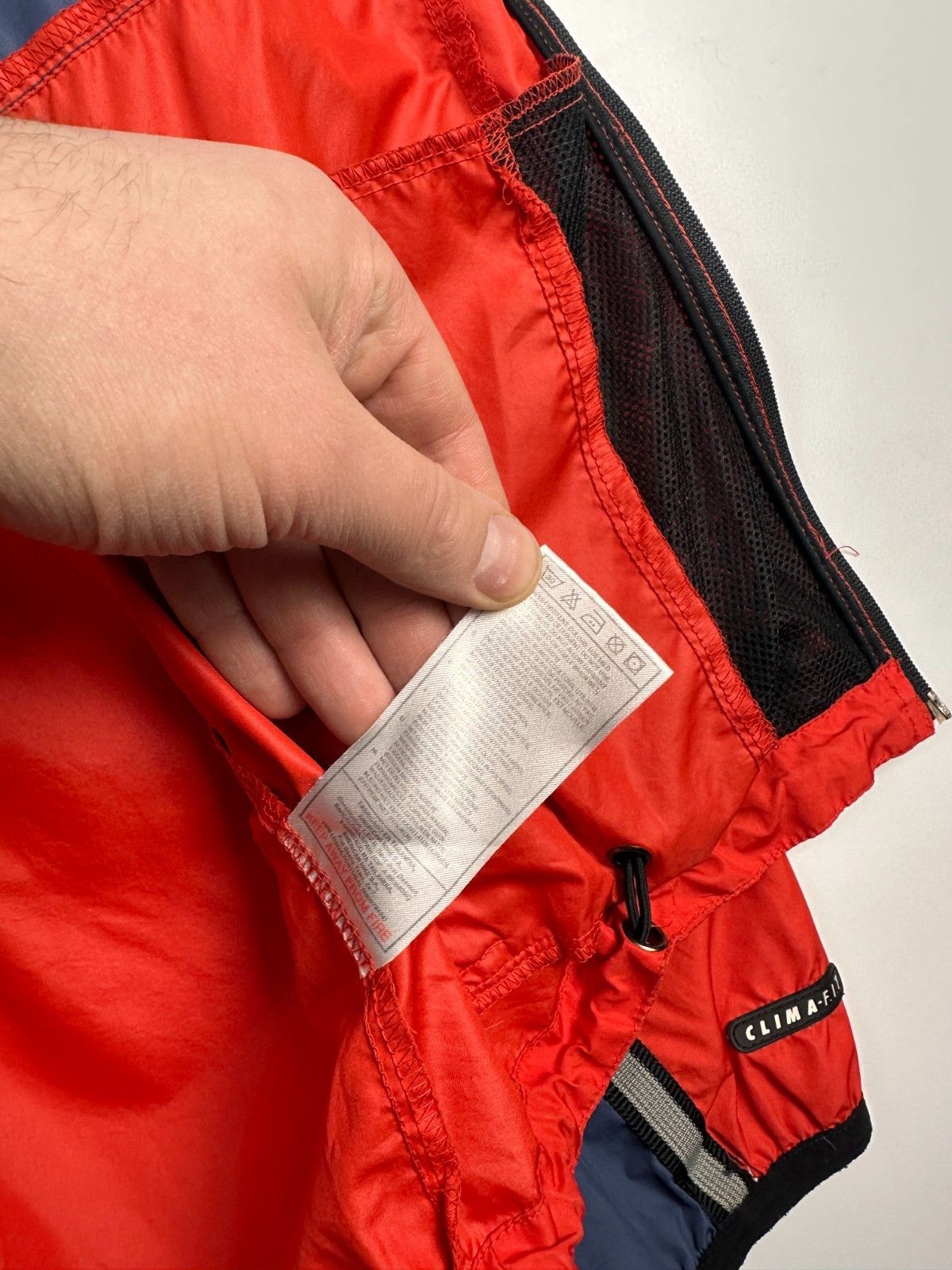 Nike Vintage 90’s Nike Jacket Windbreaker Red Grey Mens Size S Size US S / EU 44-46 / 1 - 9 Thumbnail