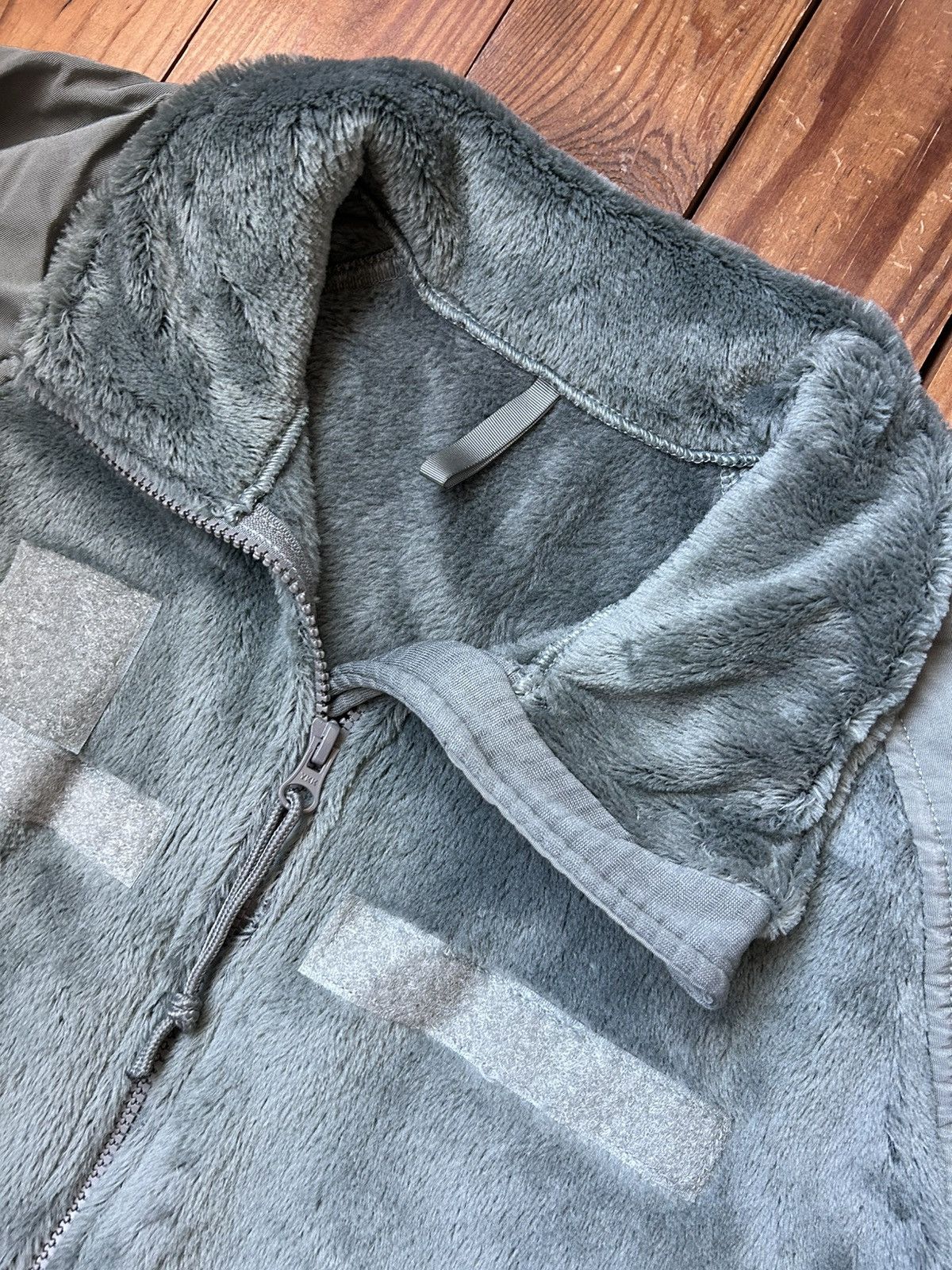 Polartec × Vintage Vintage US Military Grey Polartec Fleece Jacket Size US L / EU 52-54 / 3 - 2 Thumbnail