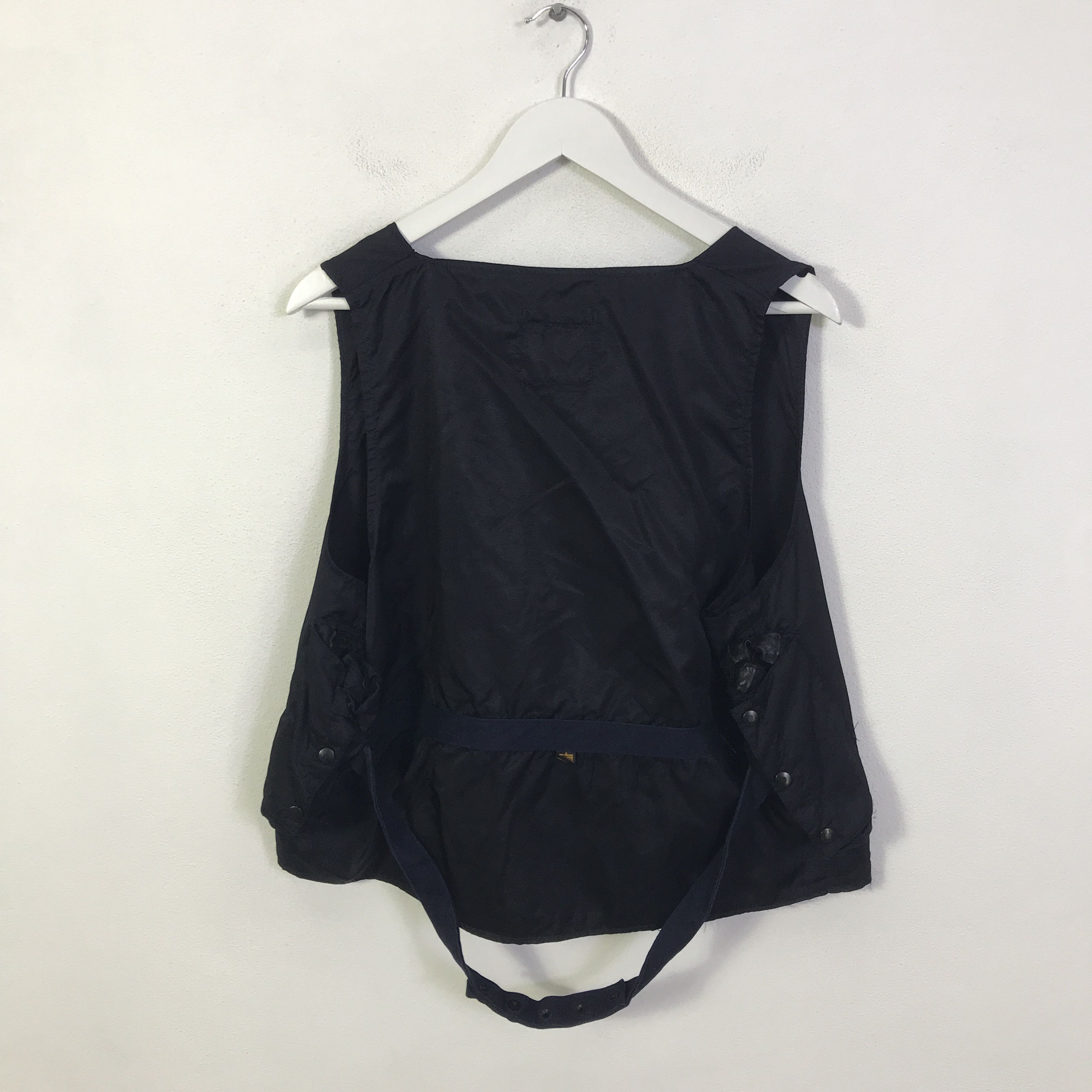 Alpha Industries Alpha Industries us air force radio carrier vest K98B5 Size US S / EU 44-46 / 1 - 3 Thumbnail