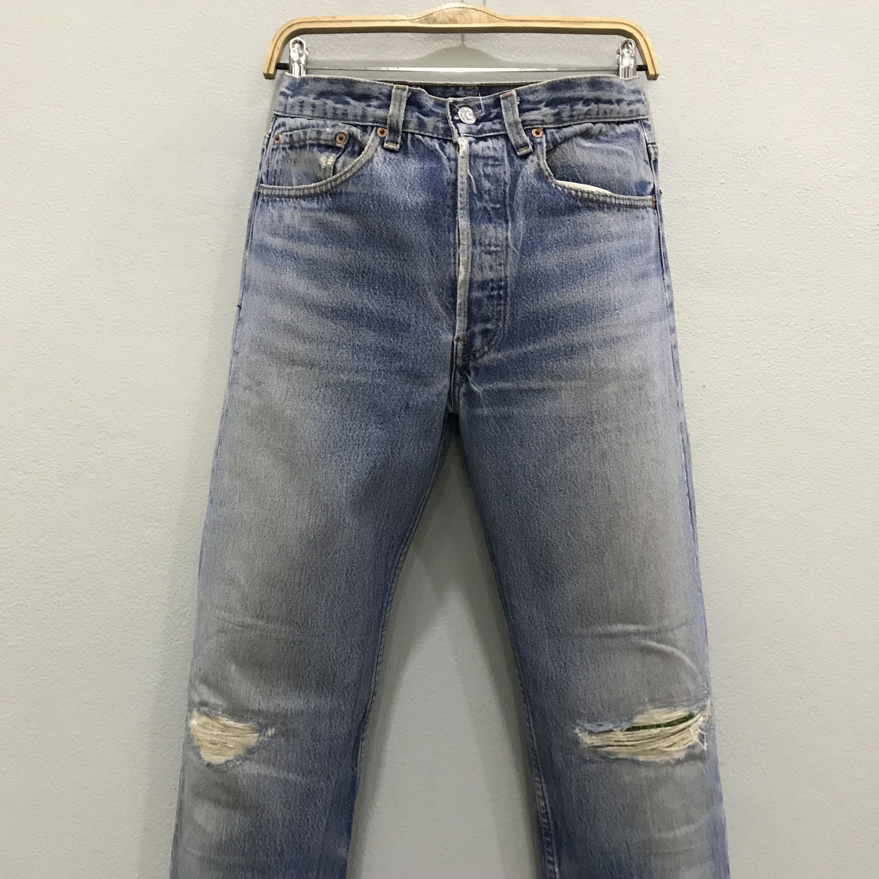 Levi's Vintage 90s Levi’s 501 Light Wash Distressed Ripped Size US 30 / EU 46 - 3 Thumbnail