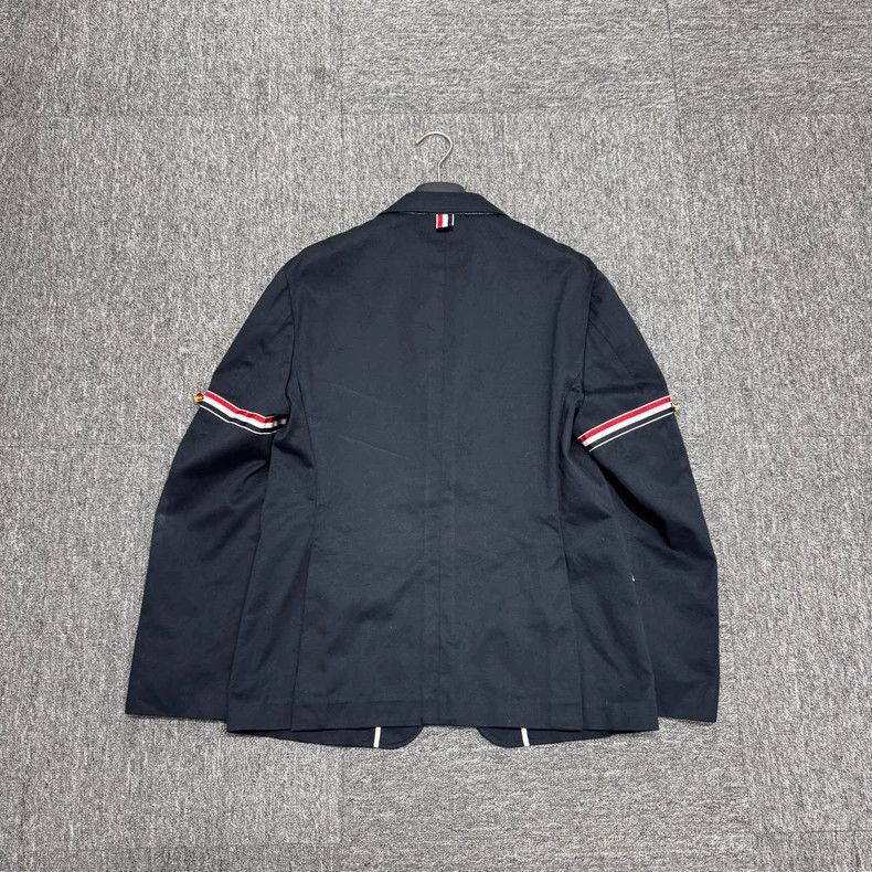 Thom Browne Thom Browne size2 A dark blue striped suit jacket Size 36S - 6 Thumbnail