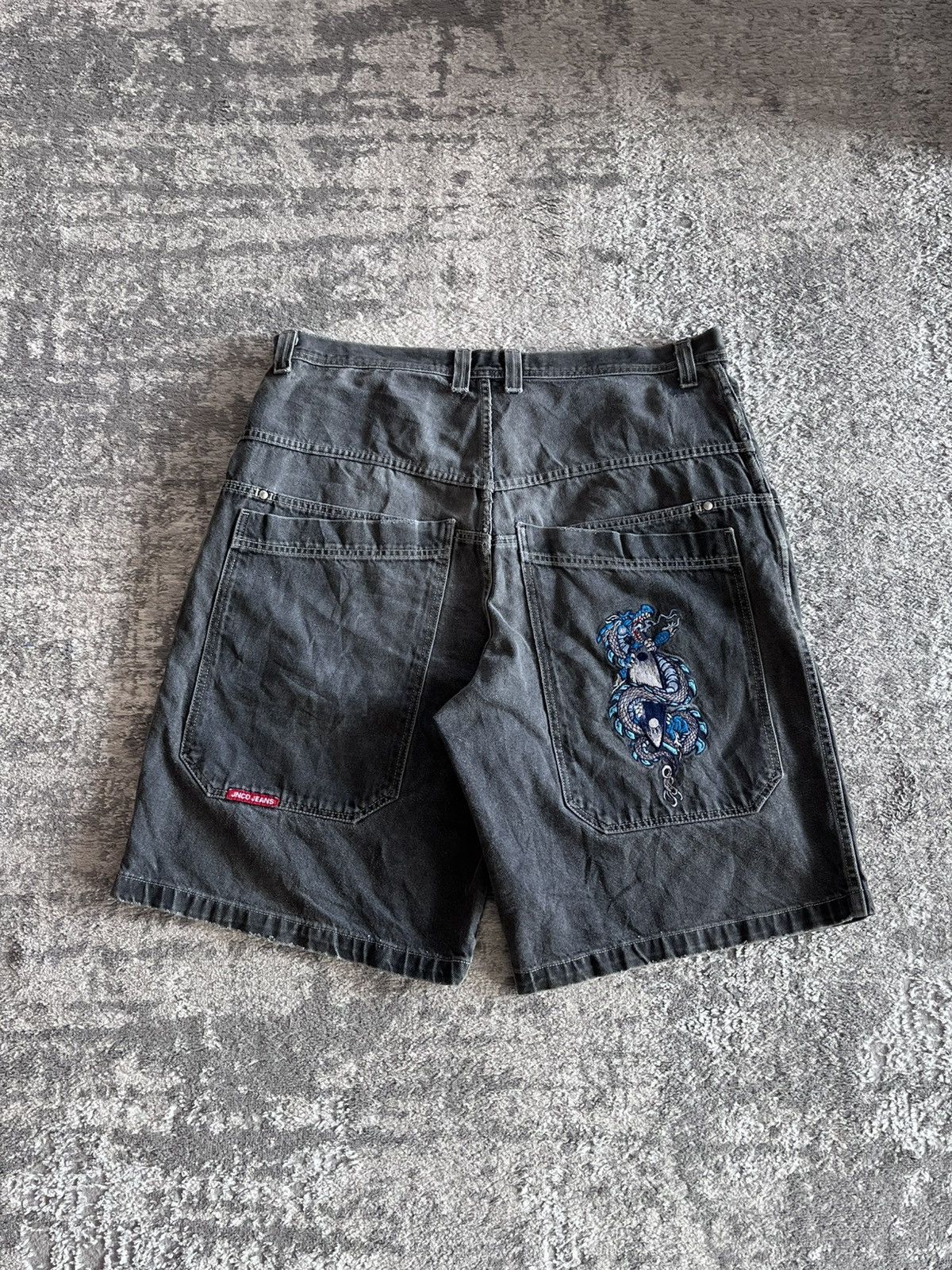 JNCO Vintage 90s Grey dragon JNCO baggy short Size US 40 / EU 56 - 1 Thumbnail