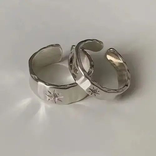 Other 2pcs Y2K Shiny Star Adjustable Ring Size ONE SIZE - 1 Thumbnail