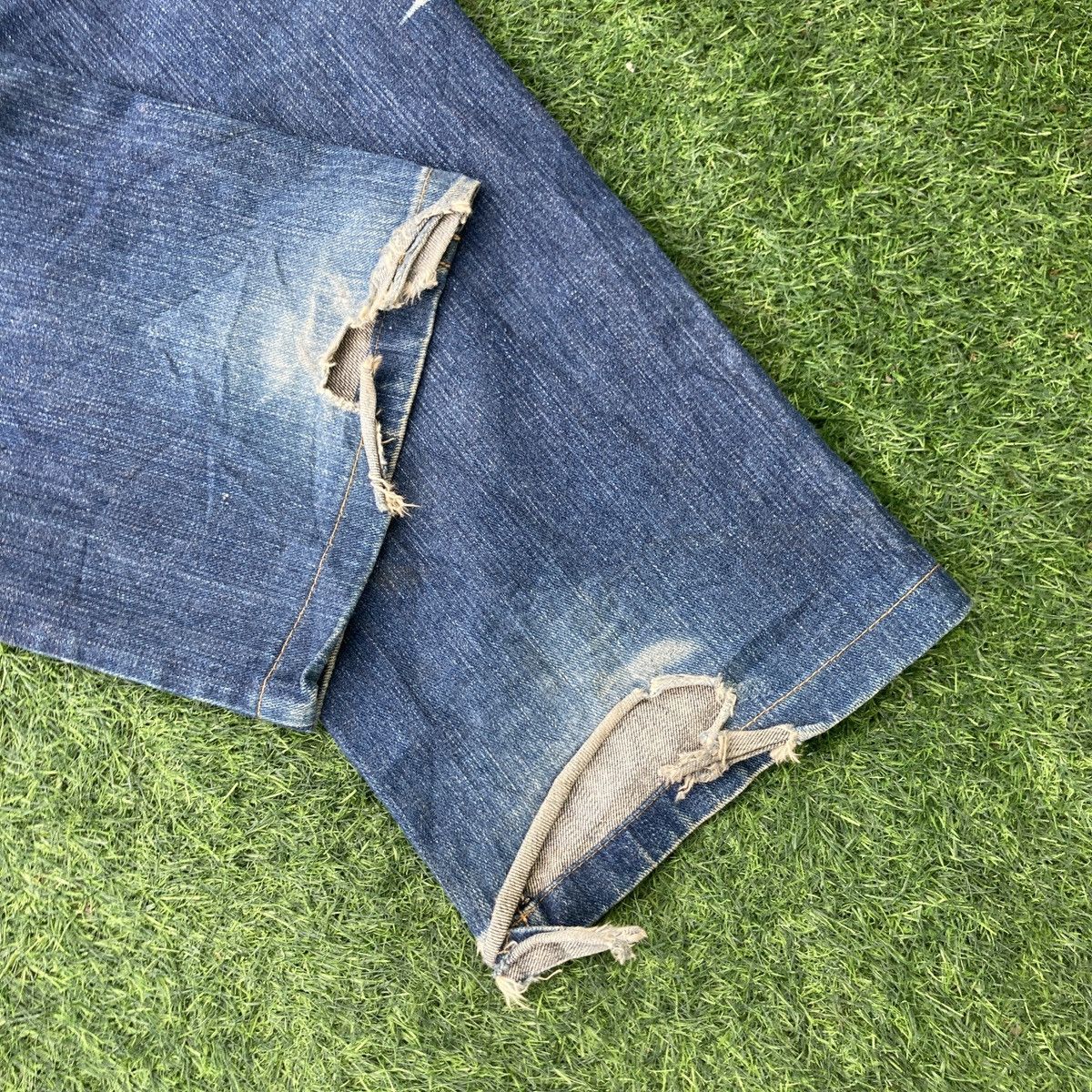 Hysteric Glamour × If Six Was Nine MANIPULATOR FLARED DISTRESSED JEANS Size US 32 / EU 48 - 11 Thumbnail