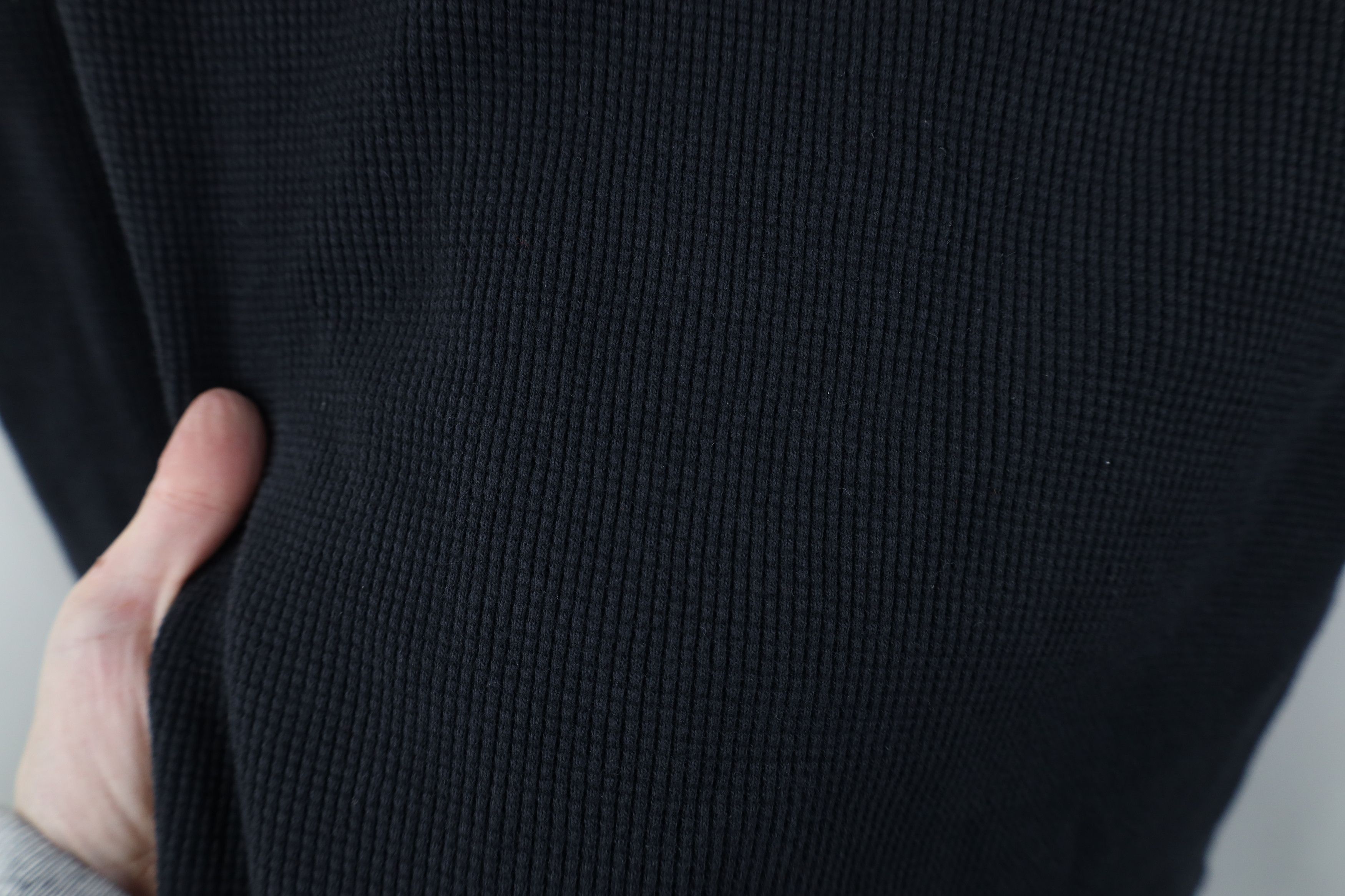 Vintage Vintage 90s Y2K Waffle Knit Long Sleeve T-Shirt Black Size US L / EU 52-54 / 3 - 7 Thumbnail