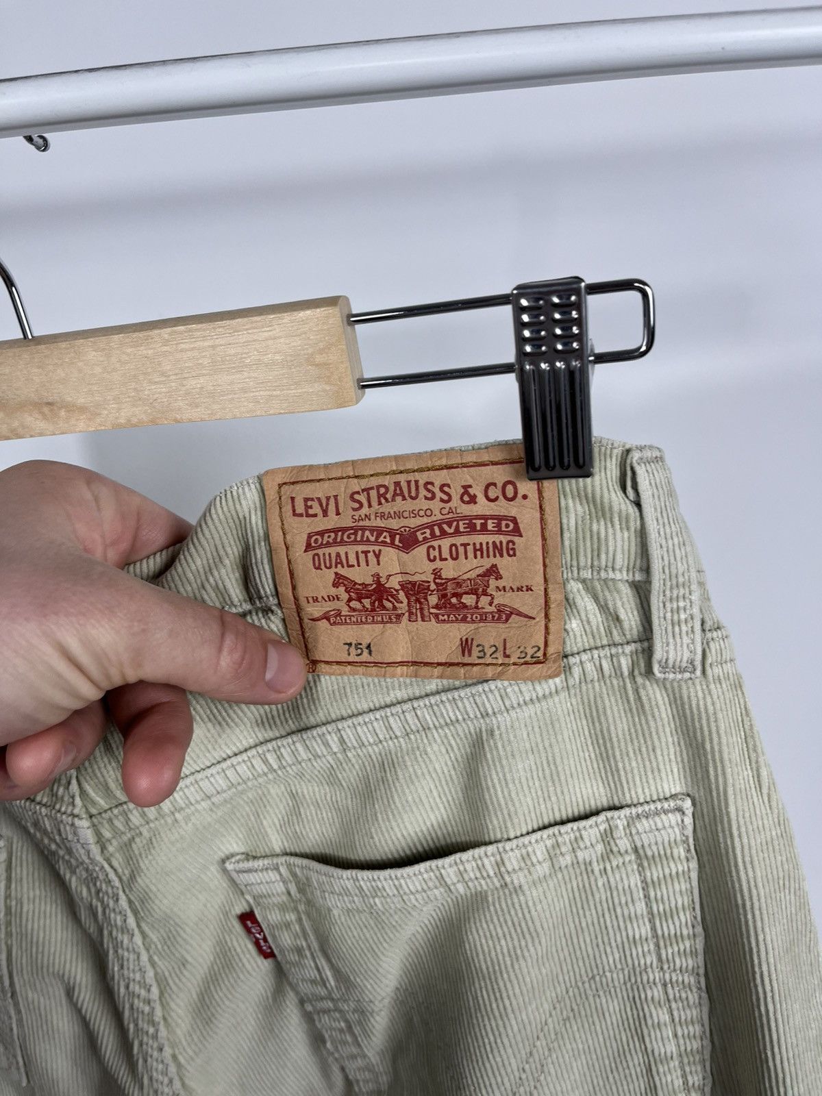 Levi's Levi’s 751 Vintage Corduroy Pants Beige Straight Fit W32 L32 Size US 32 / EU 48 - 4 Thumbnail