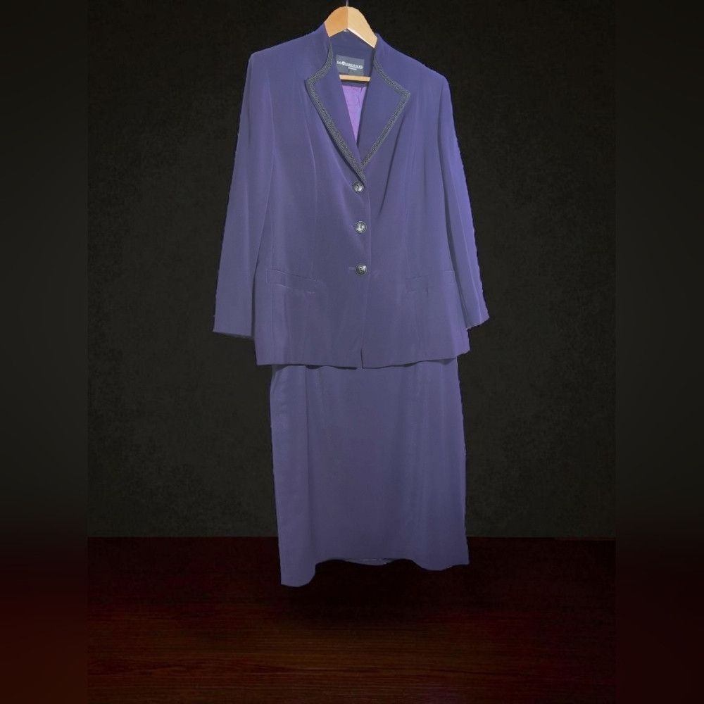 Other Vintage Elegant Purple Women's 20W Jacket & Skirt Suit Set Size 3XL / US 20-22 - 1 Thumbnail