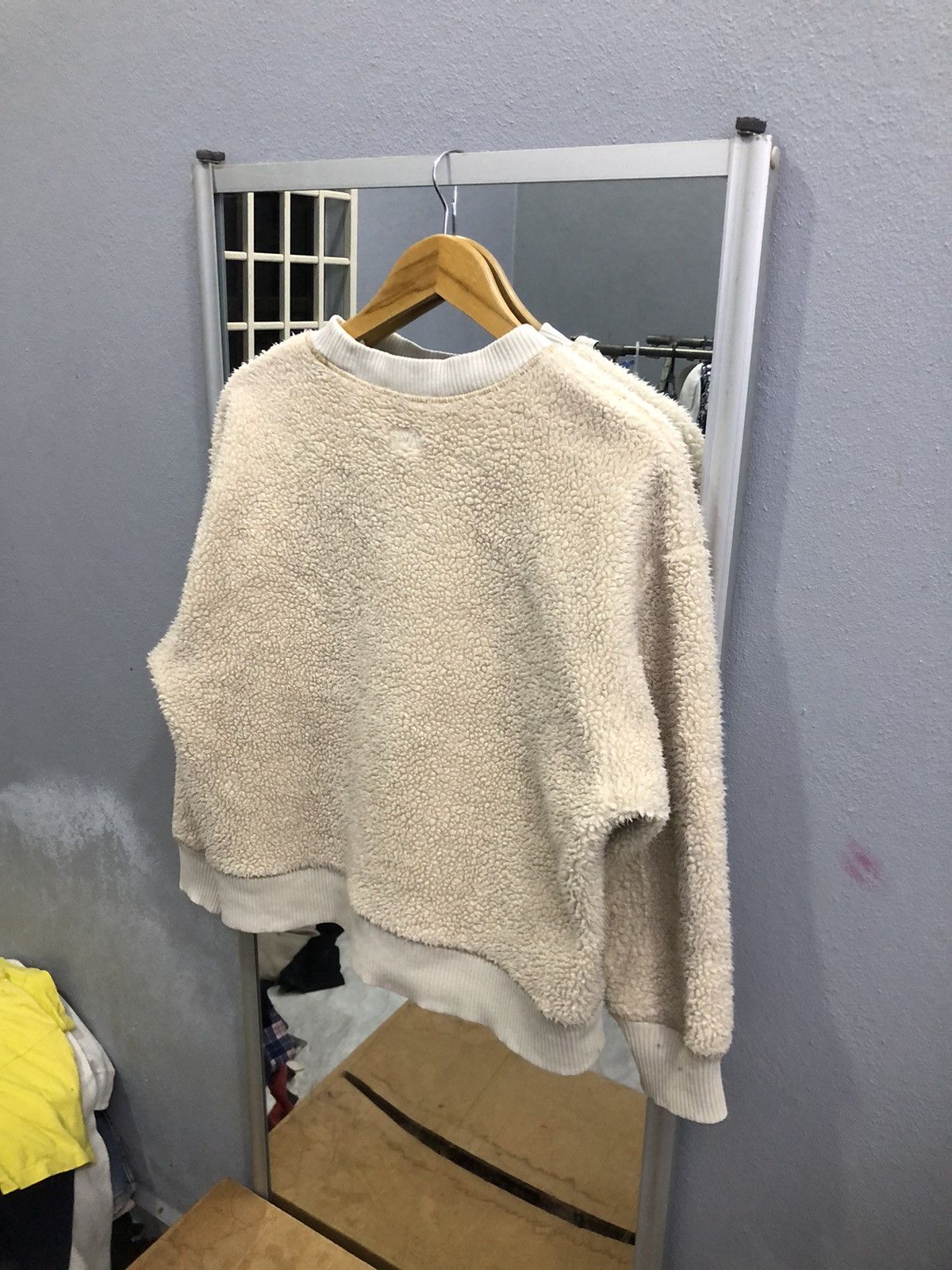 JW Anderson × Japanese Brand × Uniqlo Uniqlo JW Anderson fluffy fleece sweathirt Size M / US 6-8 / IT 42-44 - 11 Thumbnail